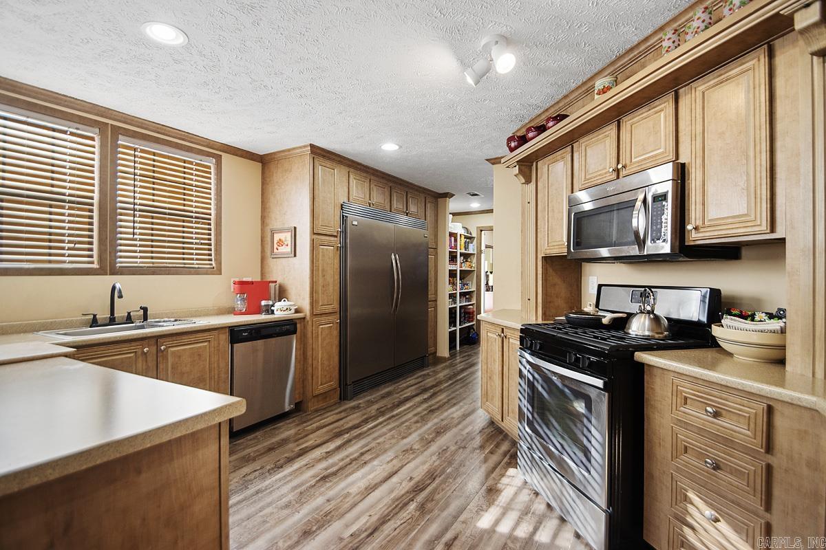 12 Chickasaw Cove Property Photo 10