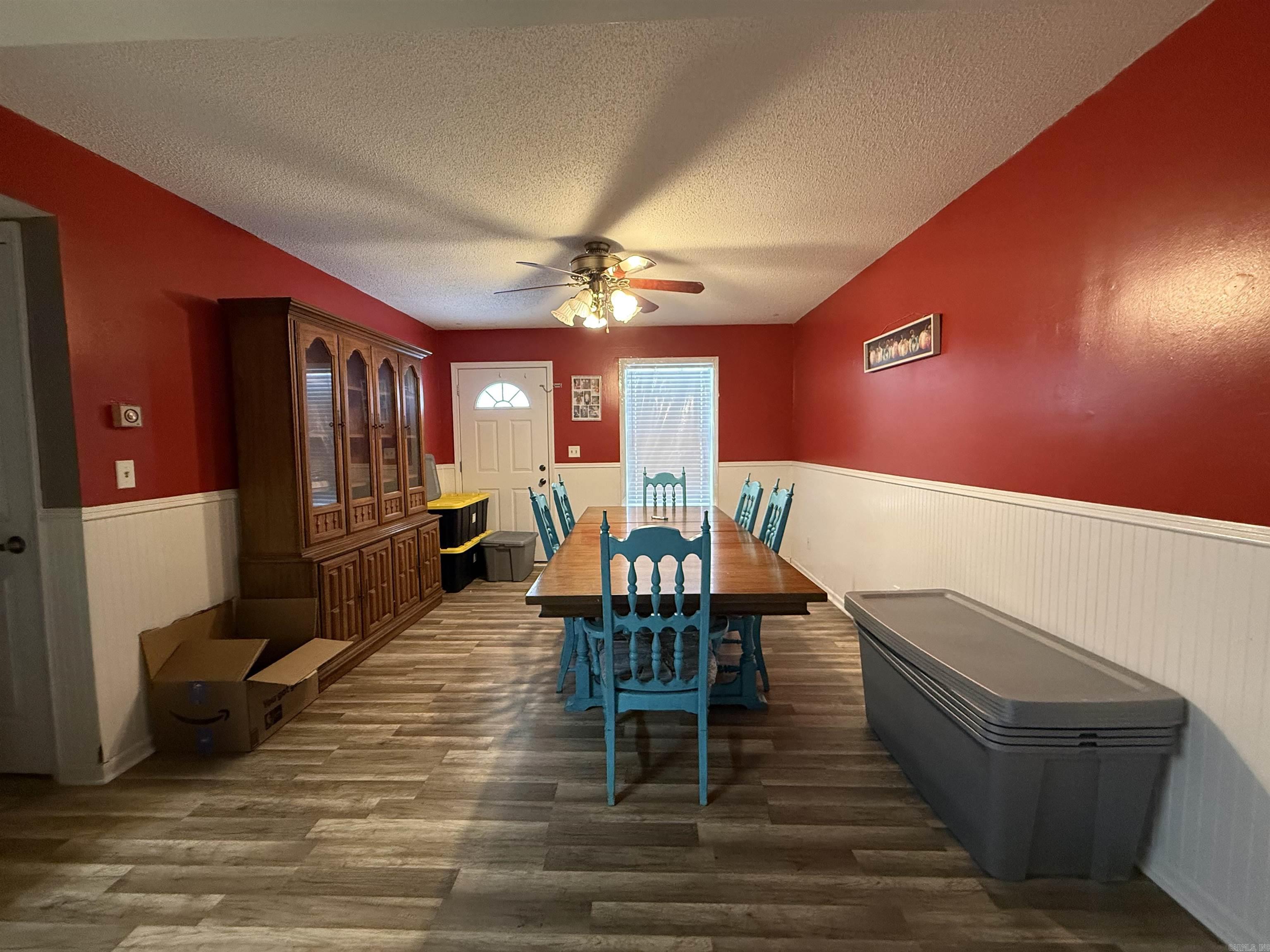 371 Barry Street Property Photo 3