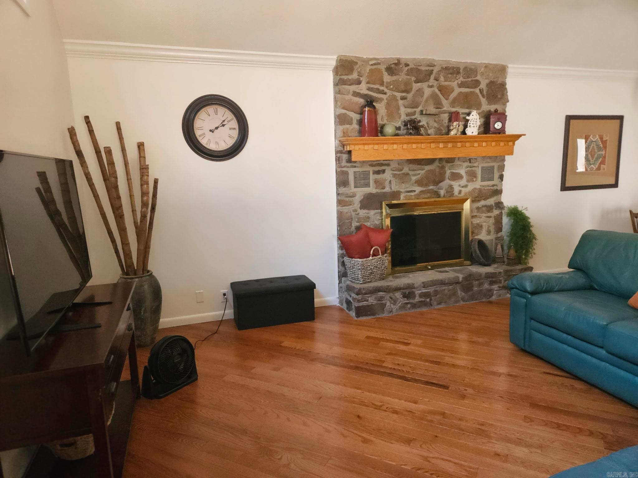 313 Snead Drive Property Photo 9