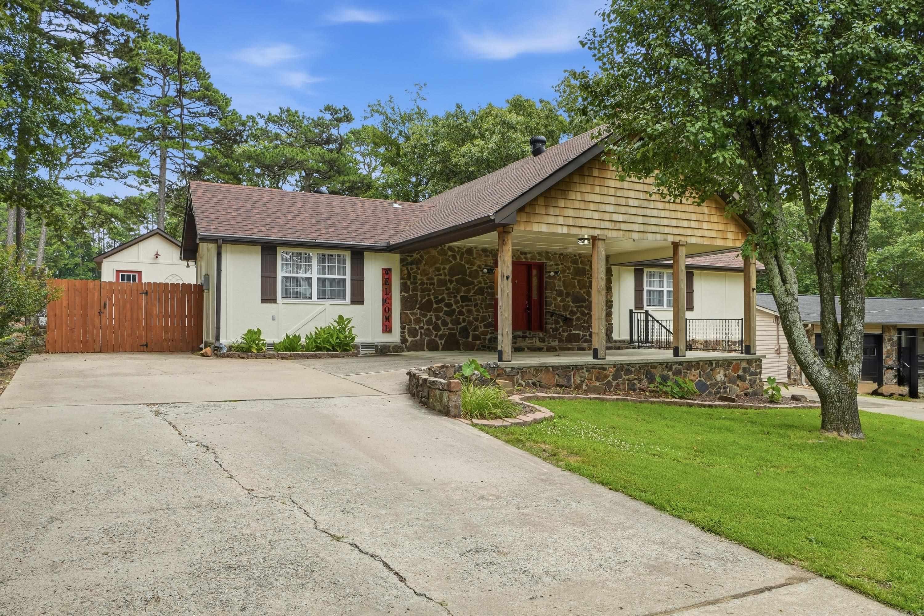 313 Snead Drive Property Photo 49