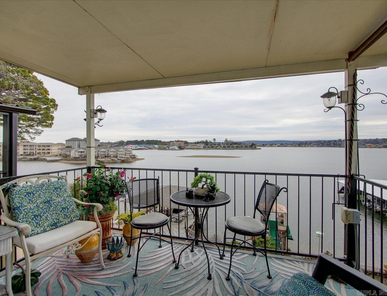 165 Pretti Point Property Photo 2