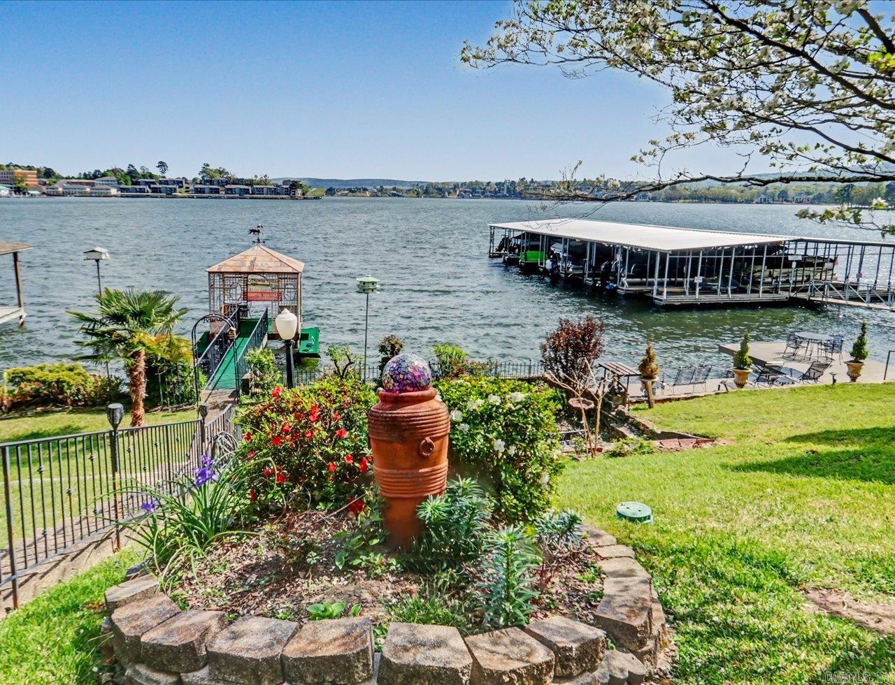 165 Pretti Point Property Photo 4