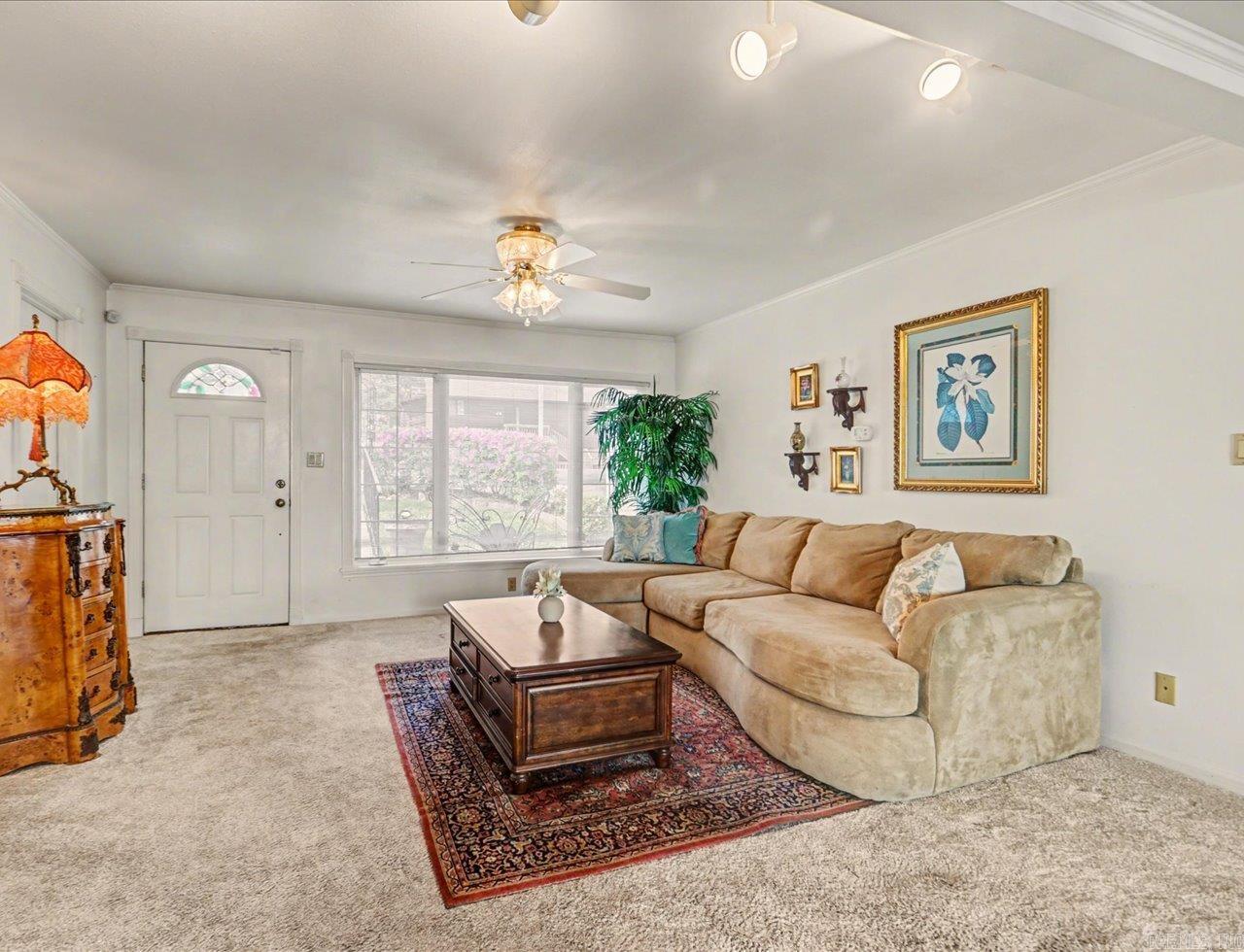 165 Pretti Point Property Photo 11
