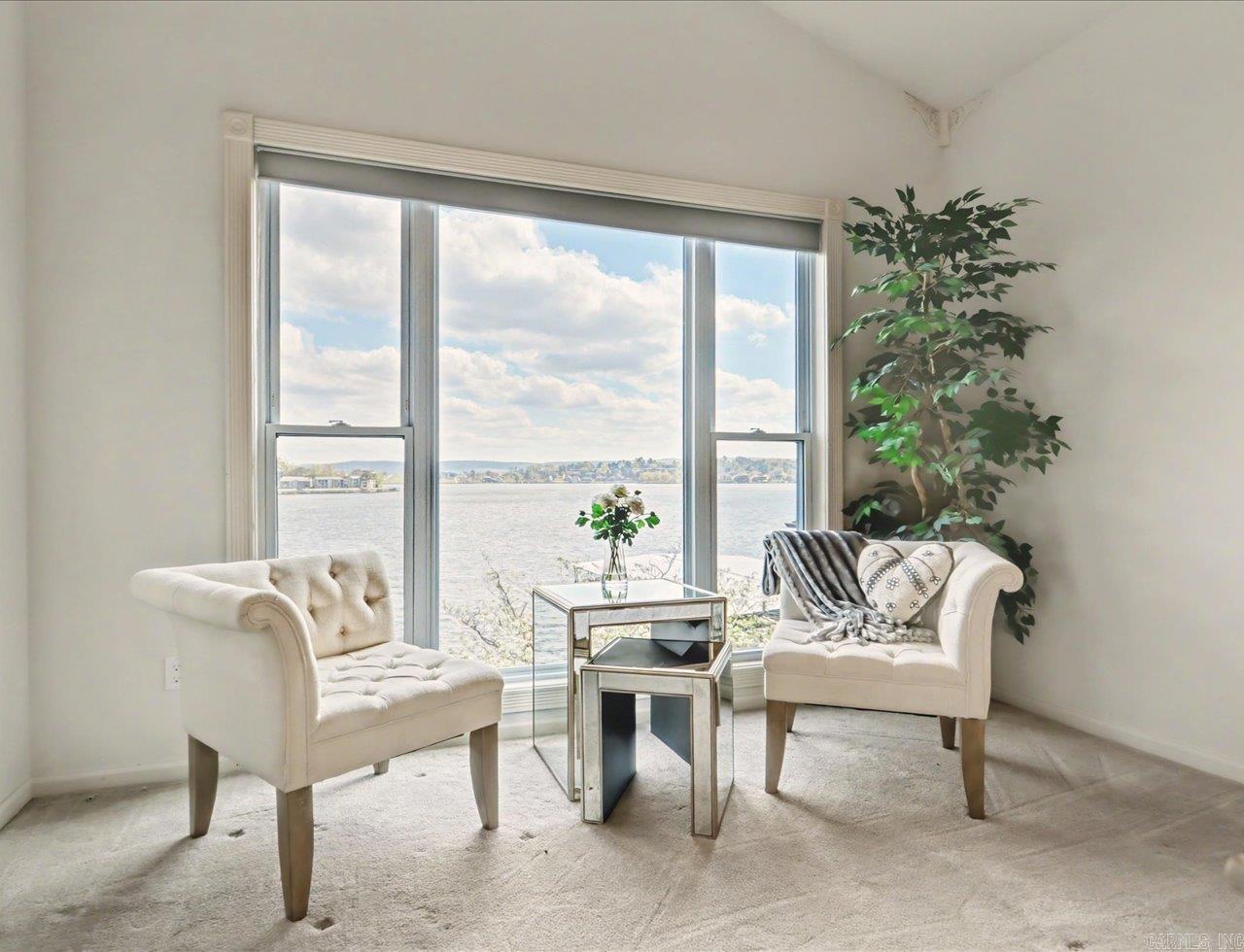 165 Pretti Point Property Photo 14