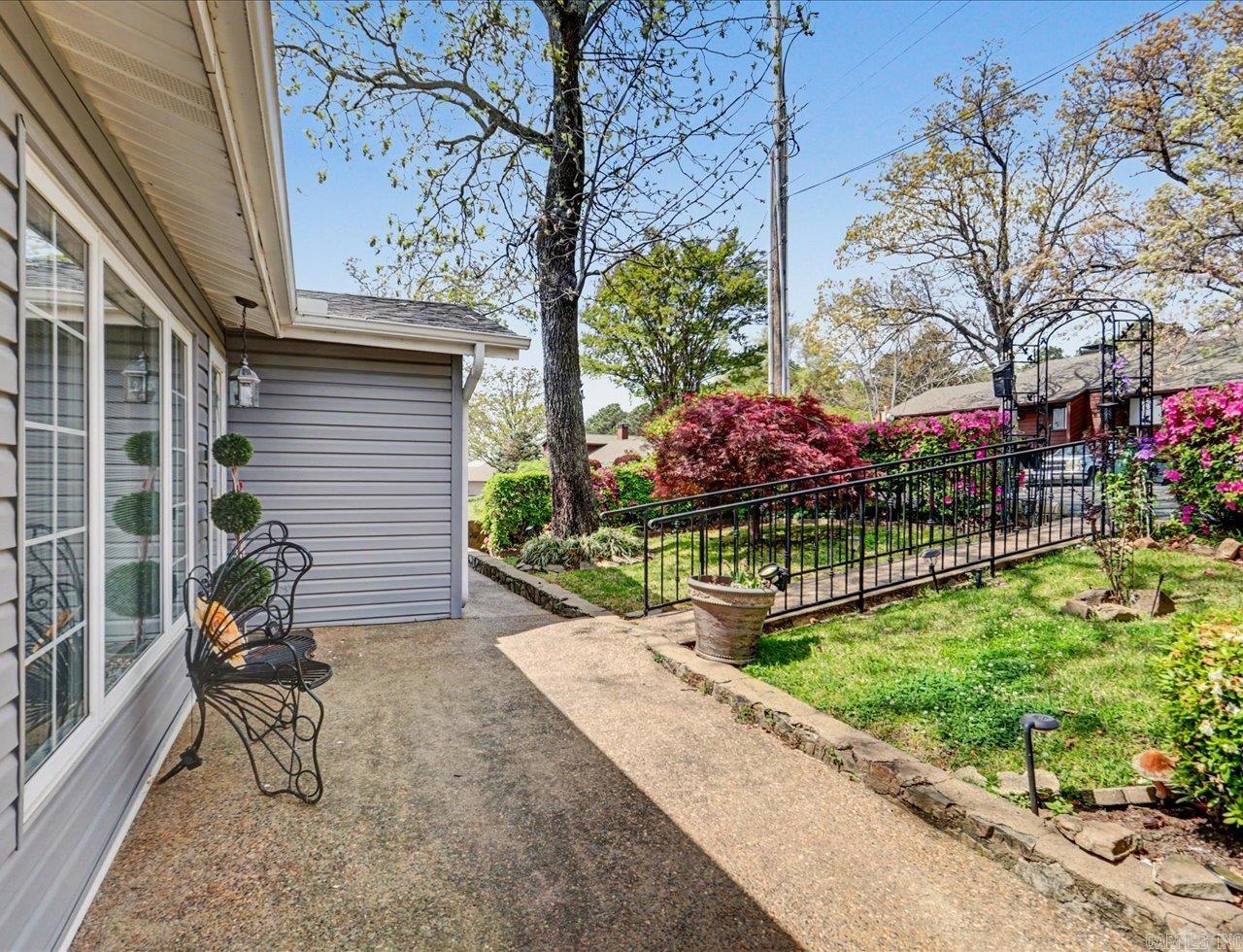 165 Pretti Point Property Photo 22