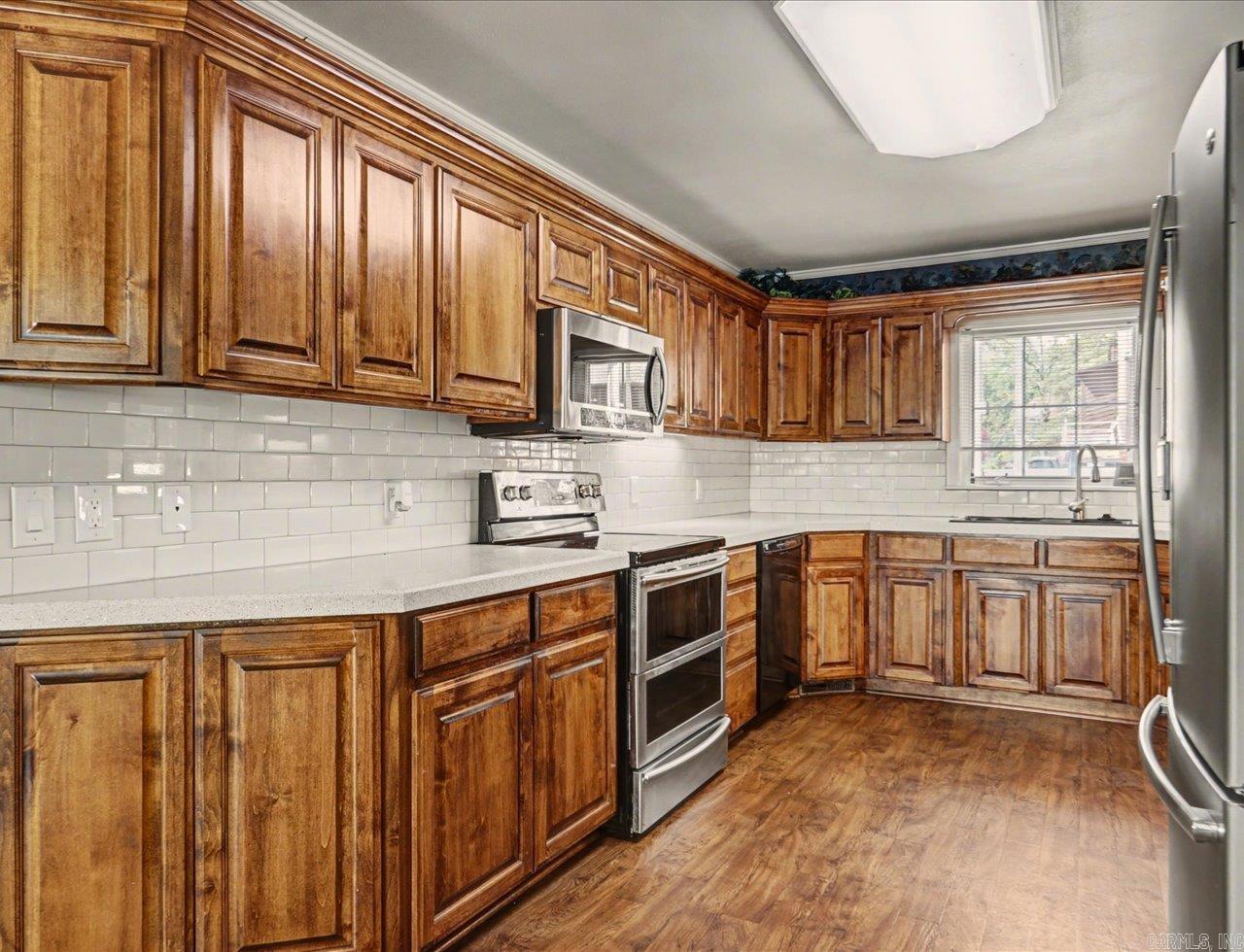 165 Pretti Point Property Photo 27