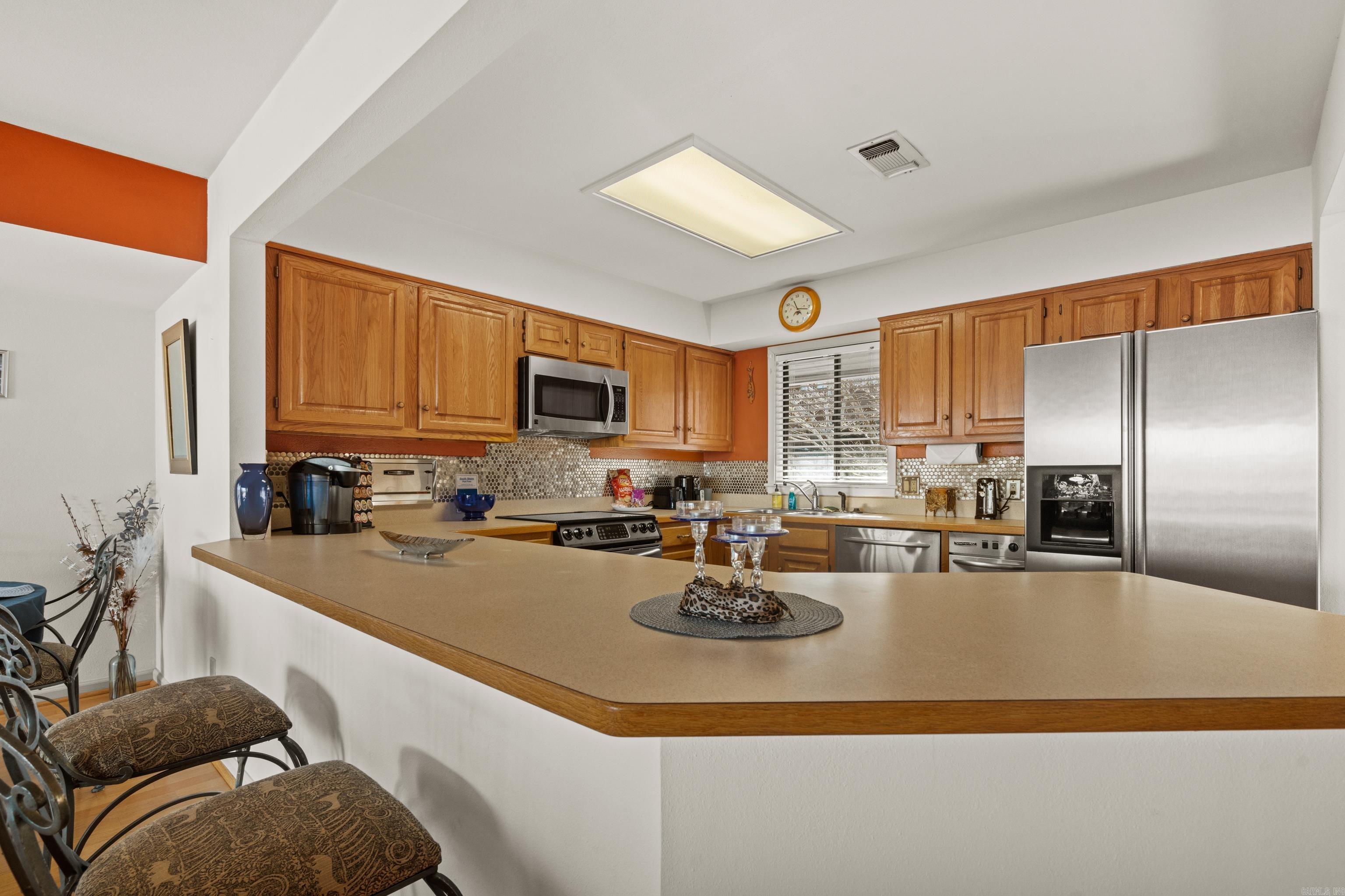 200 Hamilton Oaks Drive U4 Property Photo 16