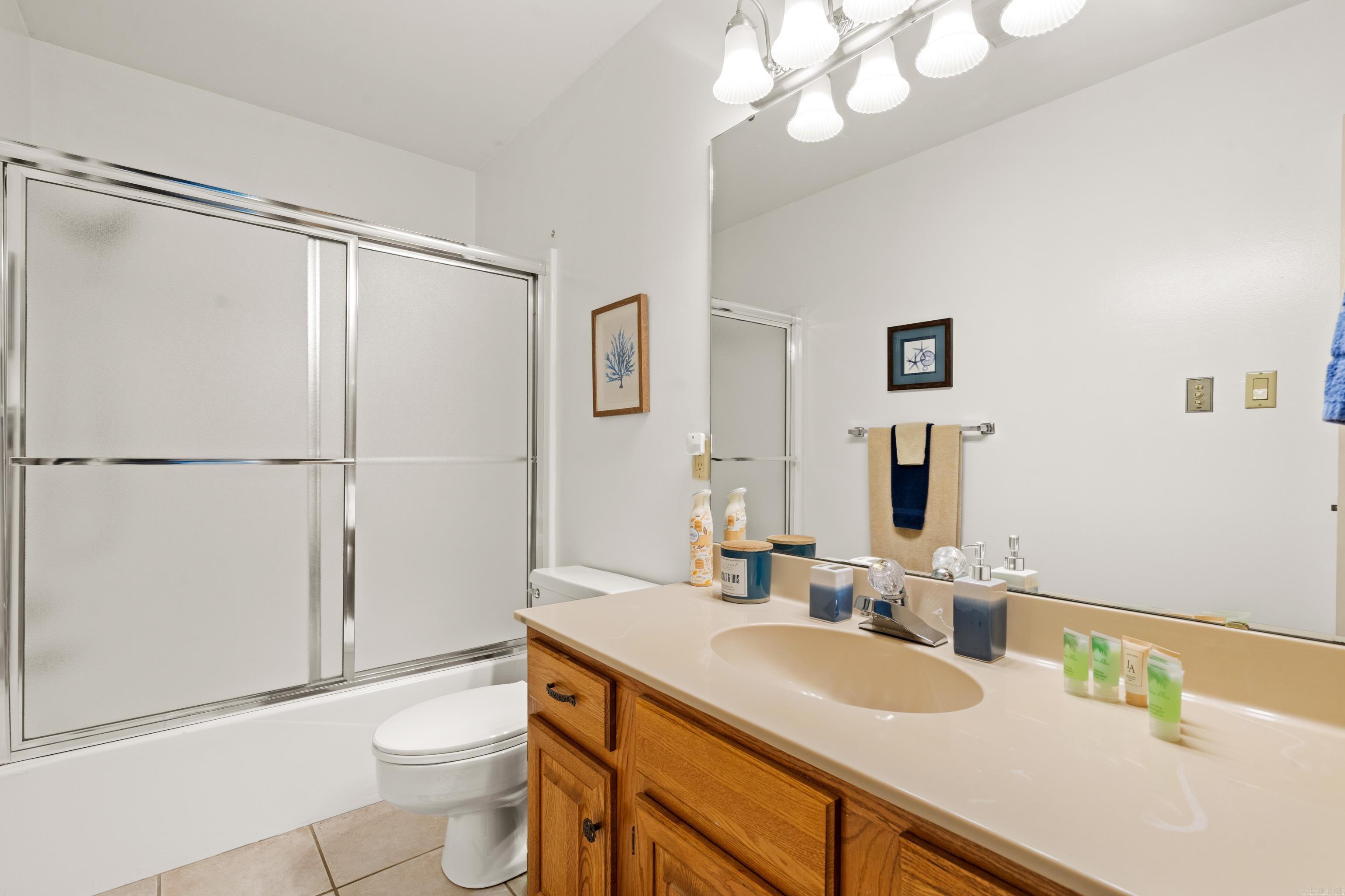 200 Hamilton Oaks Drive U4 Property Photo 25