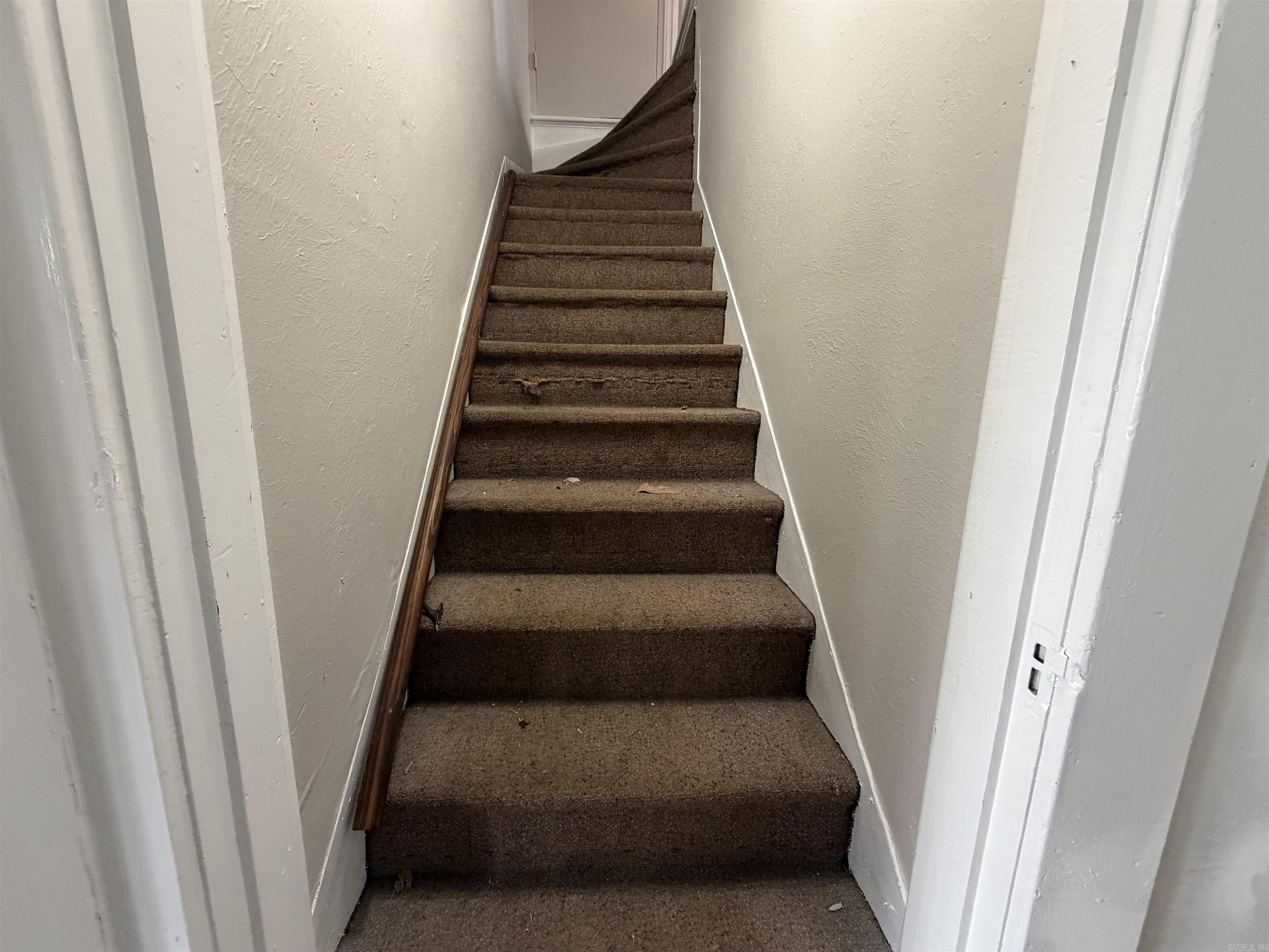 2010 S Summit Street Property Photo 10