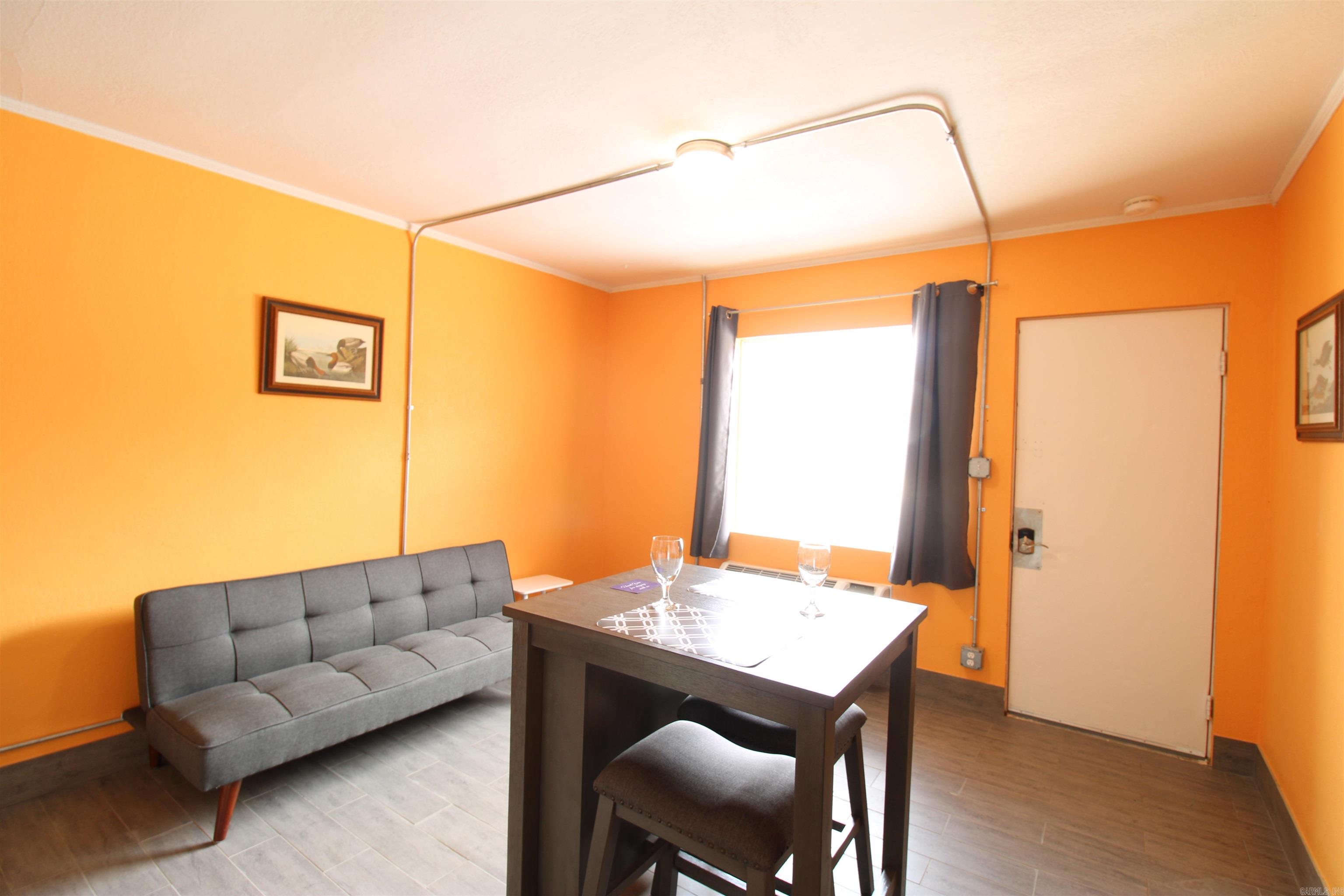 1611 Central Avenue Property Photo 5