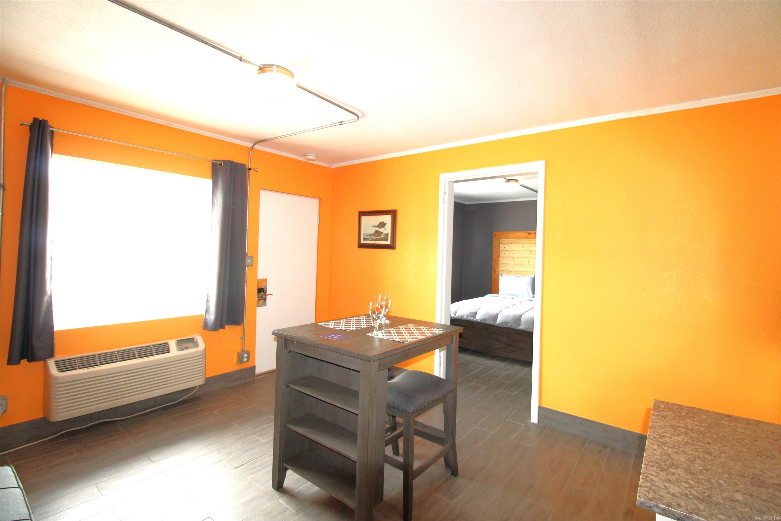 1611 Central Avenue Property Photo 6