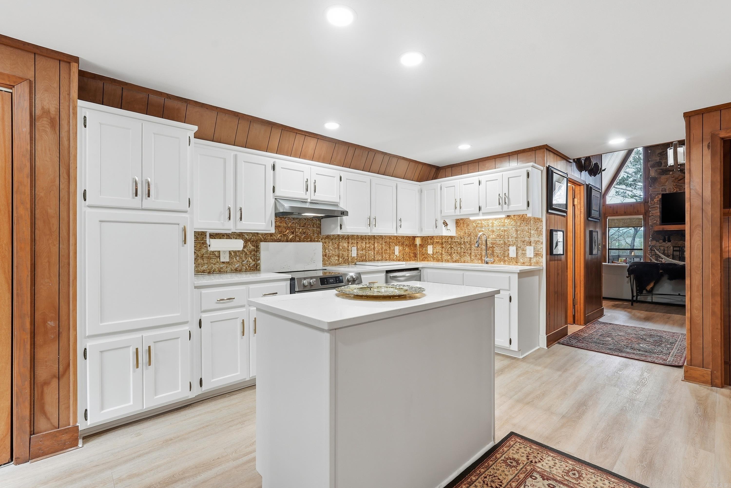 450 Davidson Circle Property Photo 13