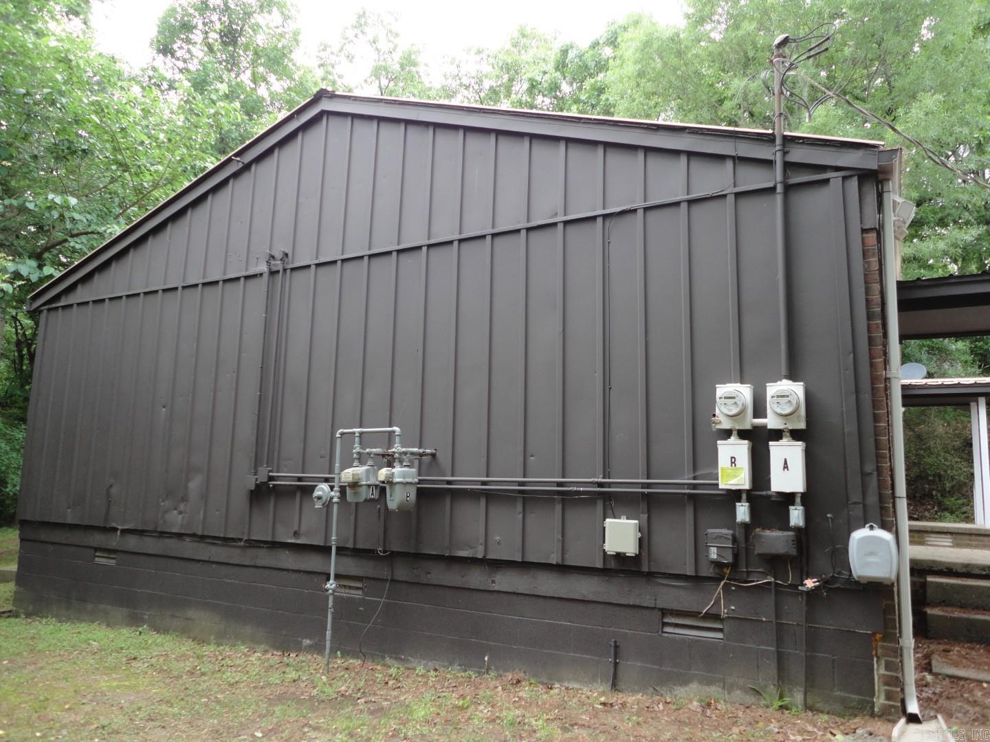 4511 E Reed Road Property Photo 3