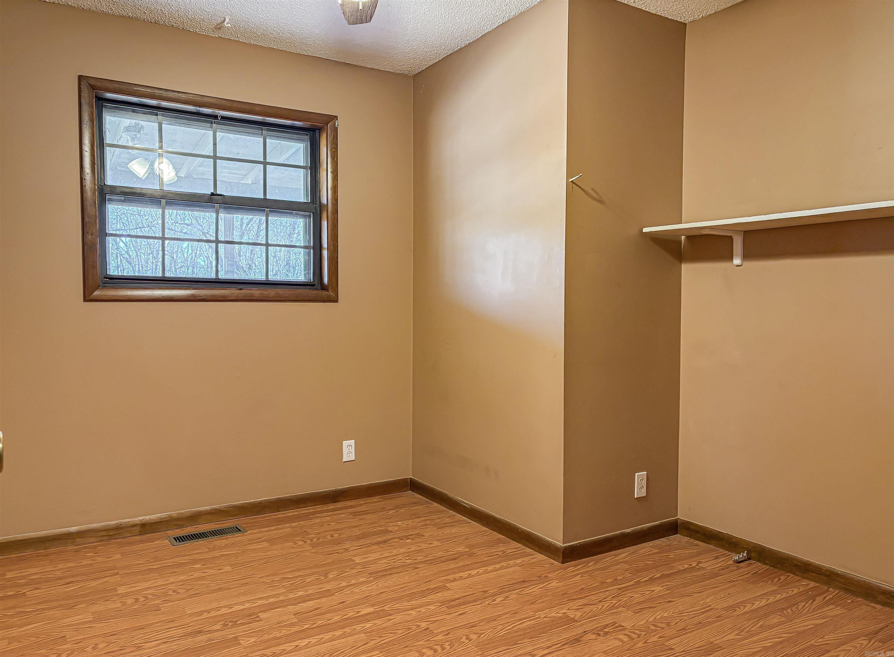 2104 Mc 7055 Property Photo 28