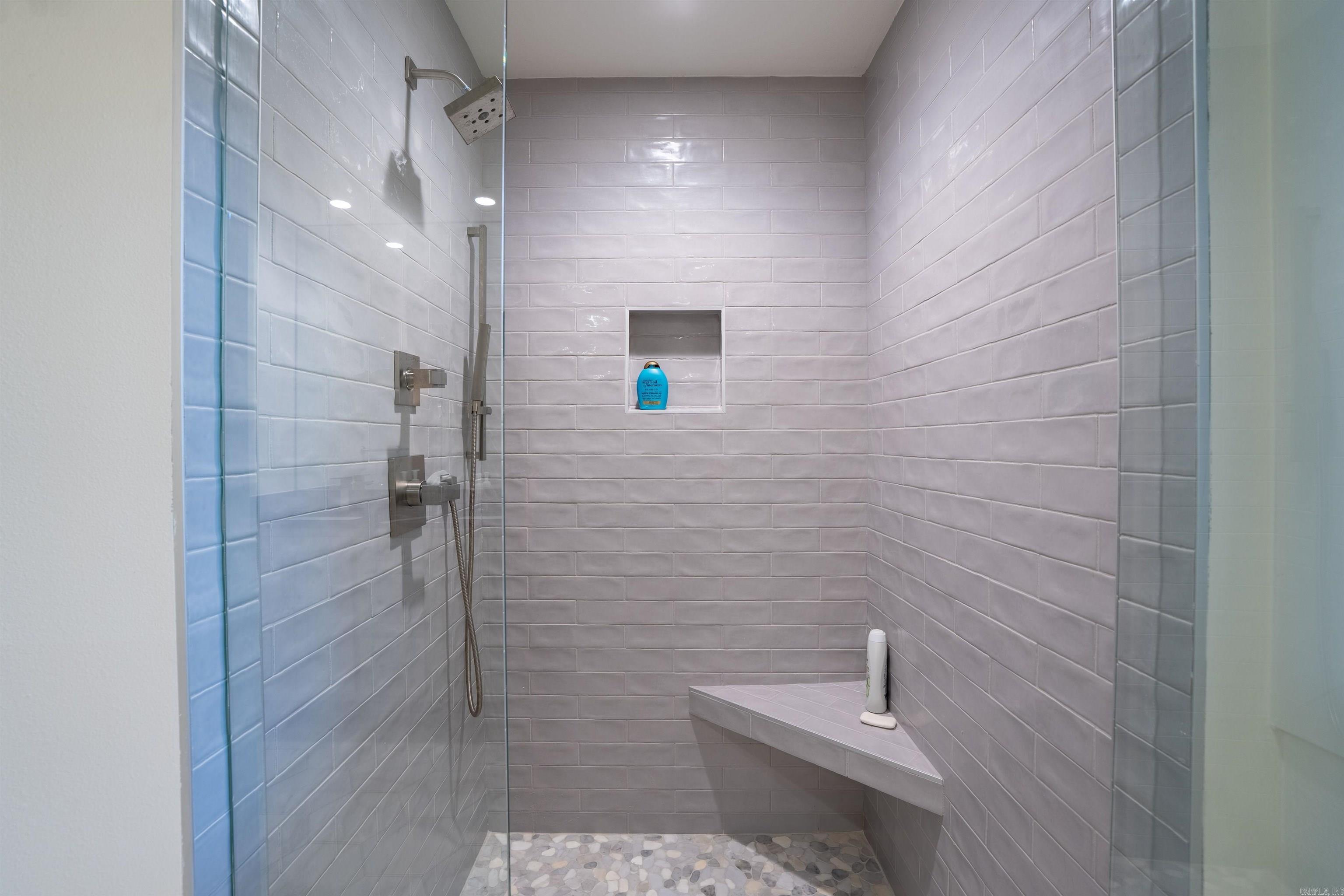300 Bellview Drive Property Photo 26