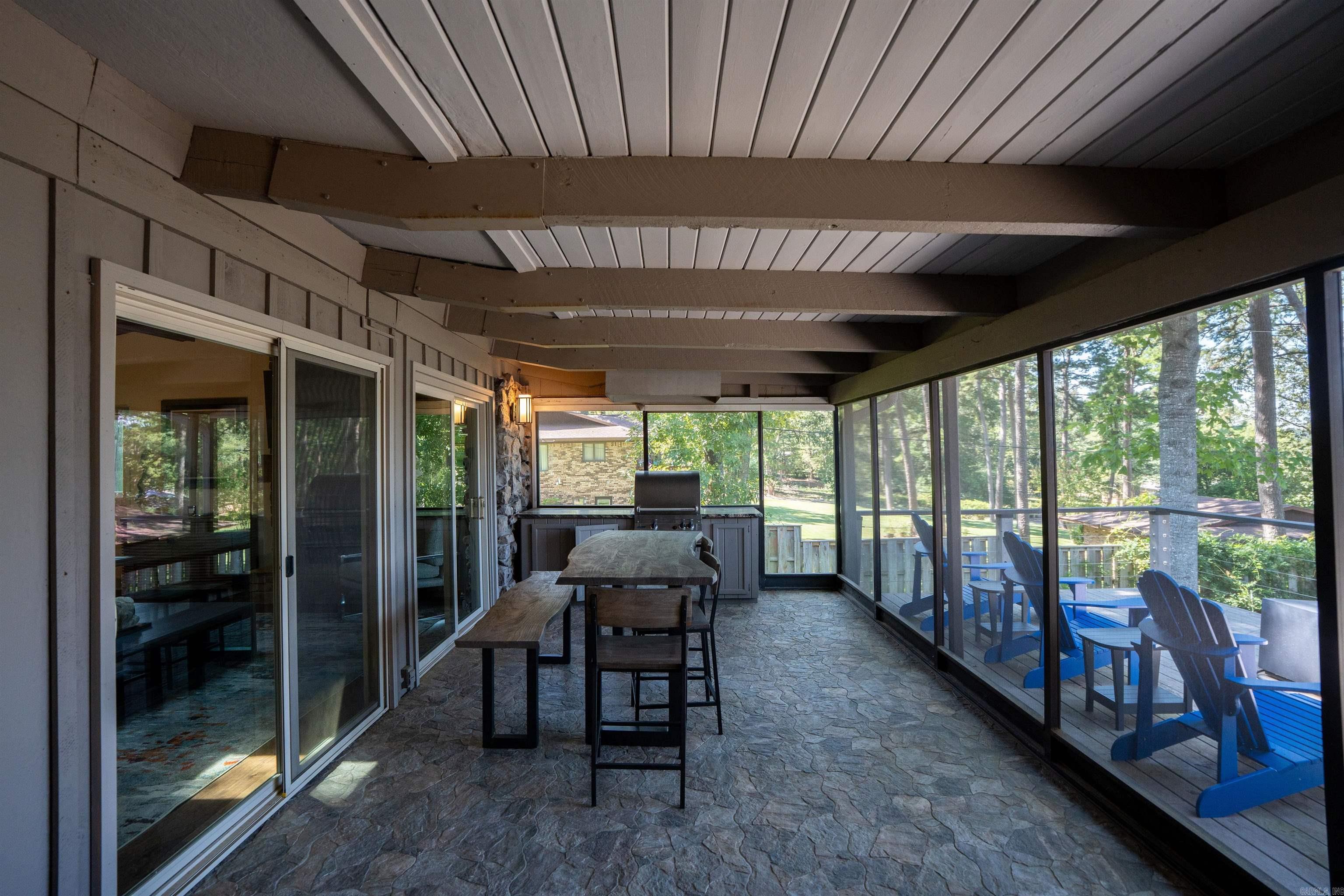 300 Bellview Drive Property Photo 27
