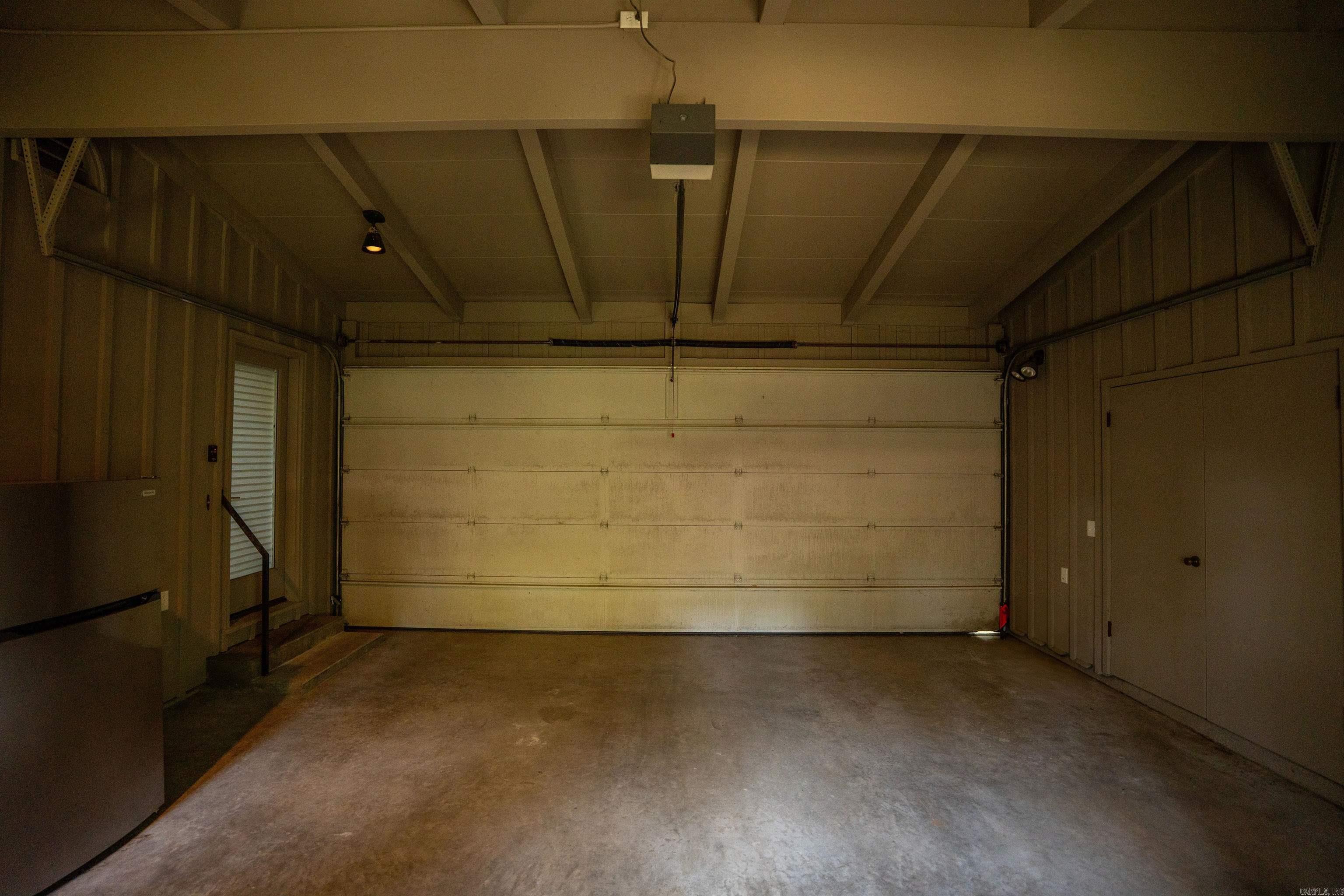 300 Bellview Drive Property Photo 39