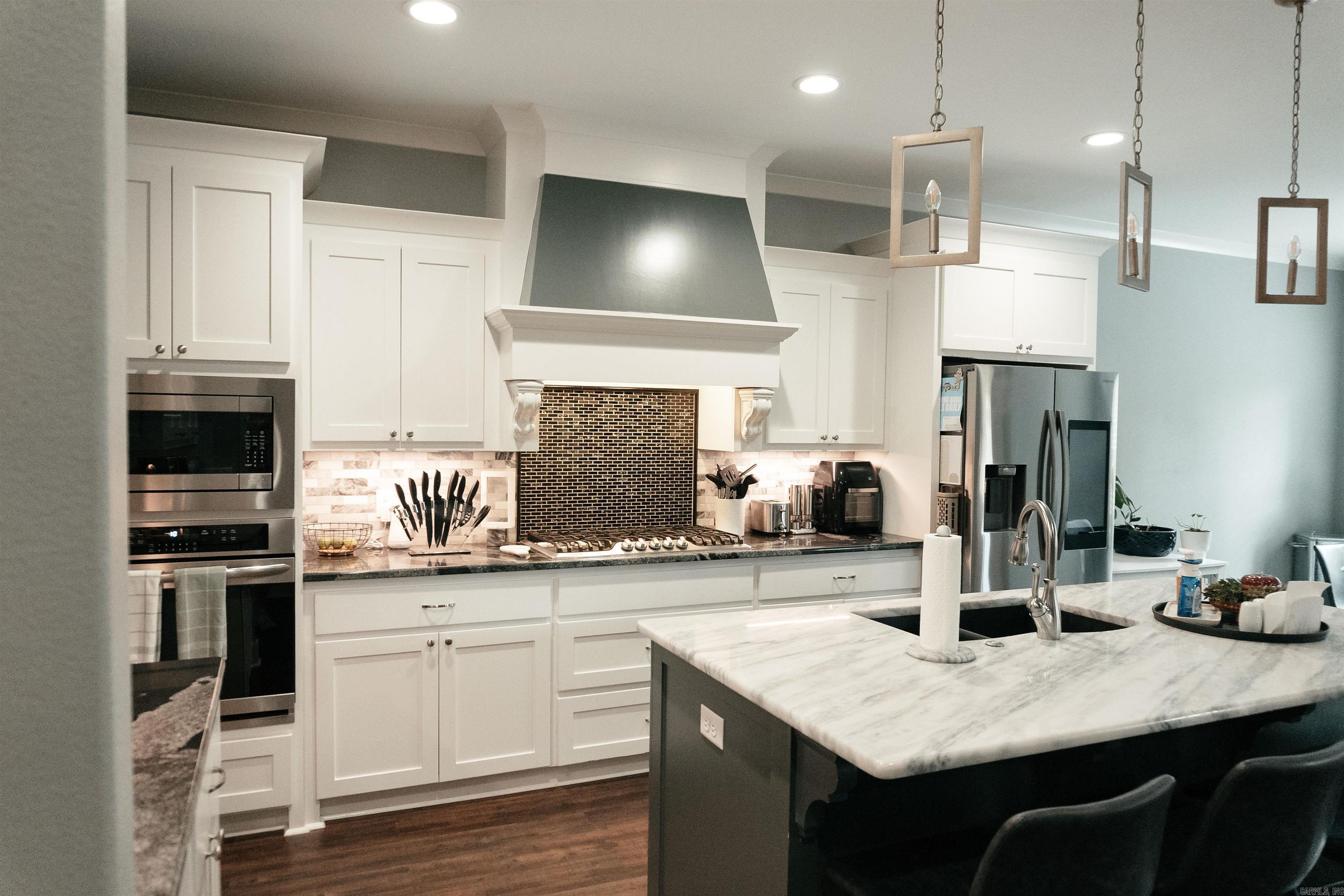 1601 Huntley Property Photo 4