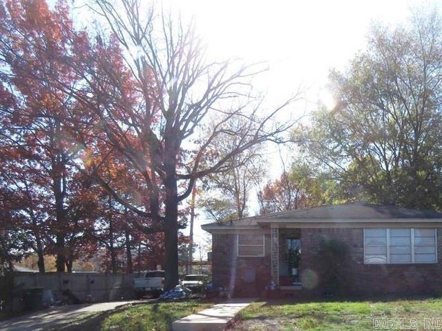 6101 Ridgecrest Drive Property Photo 1