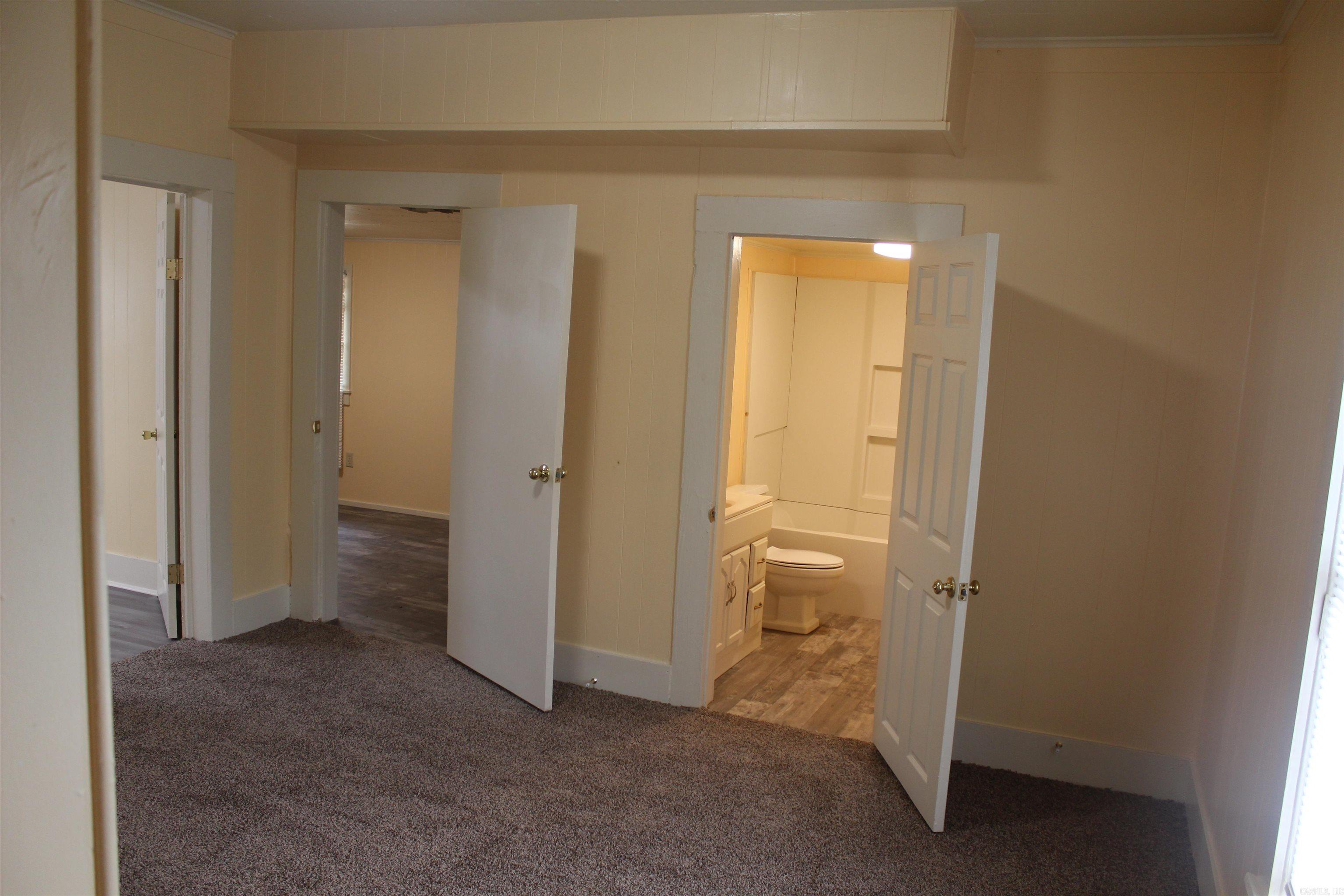 703 E 5th Streets Property Photo 7