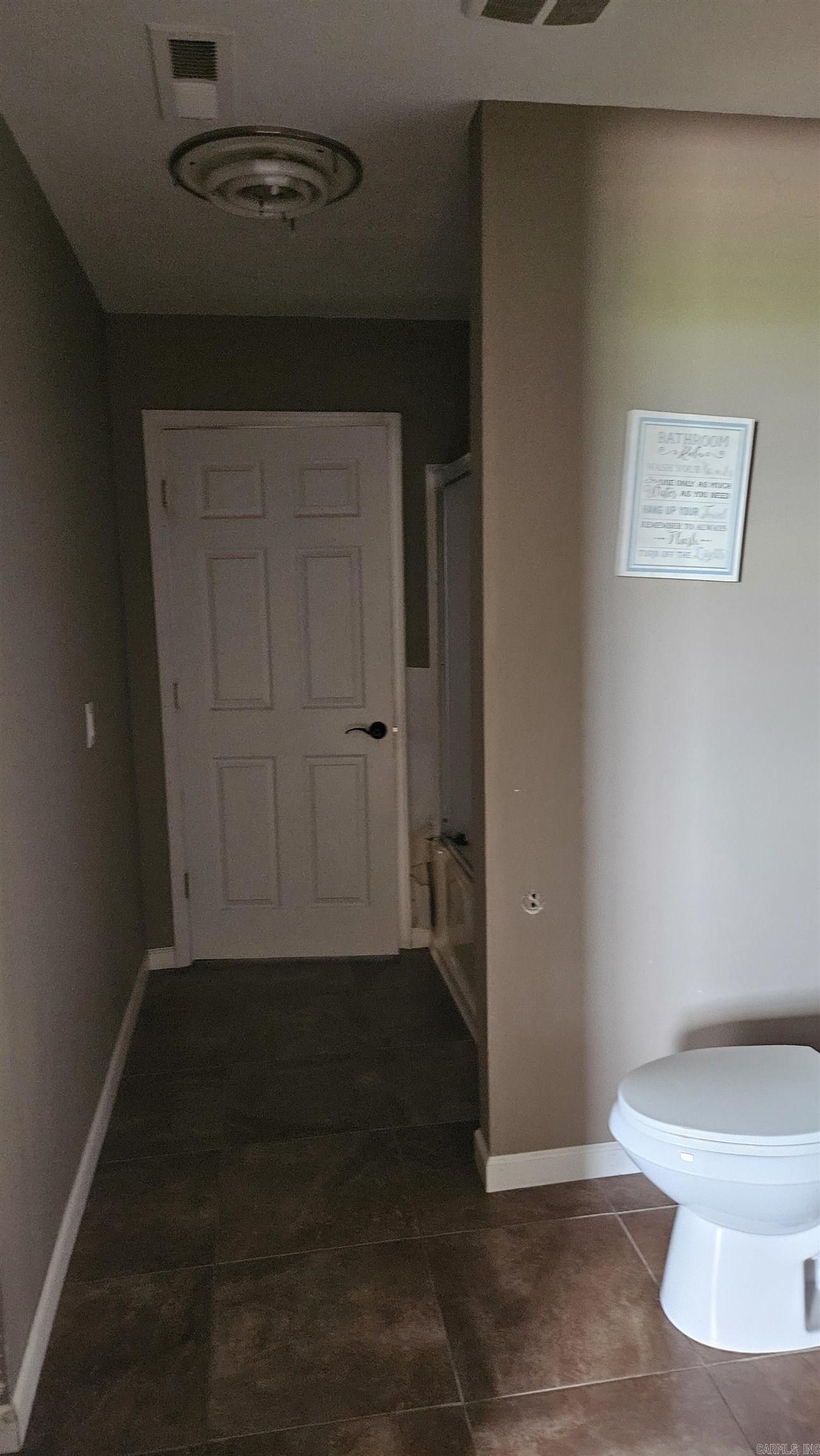 824 E 8th Street Property Photo 28