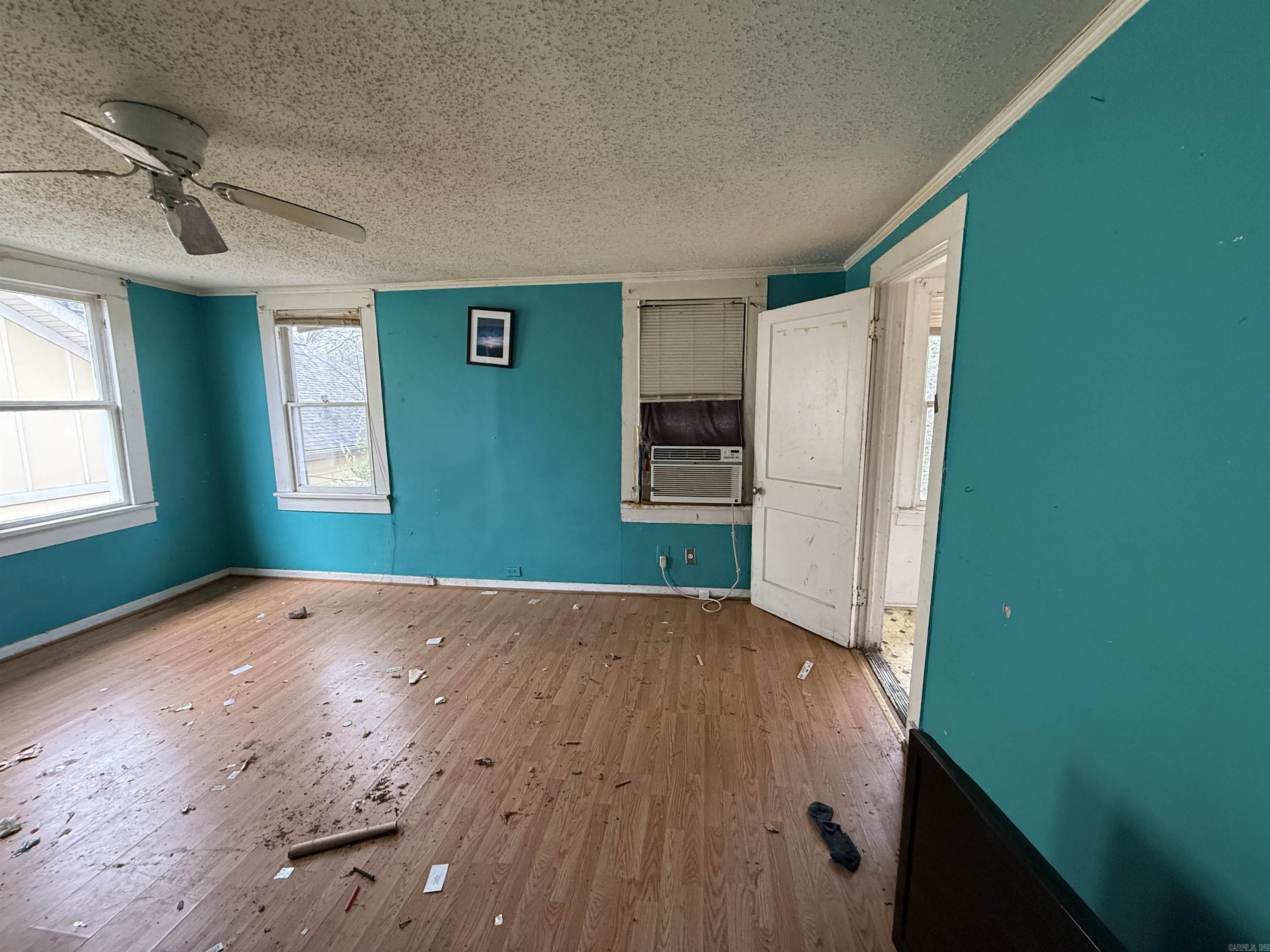 100 Dennison Street Property Photo 15