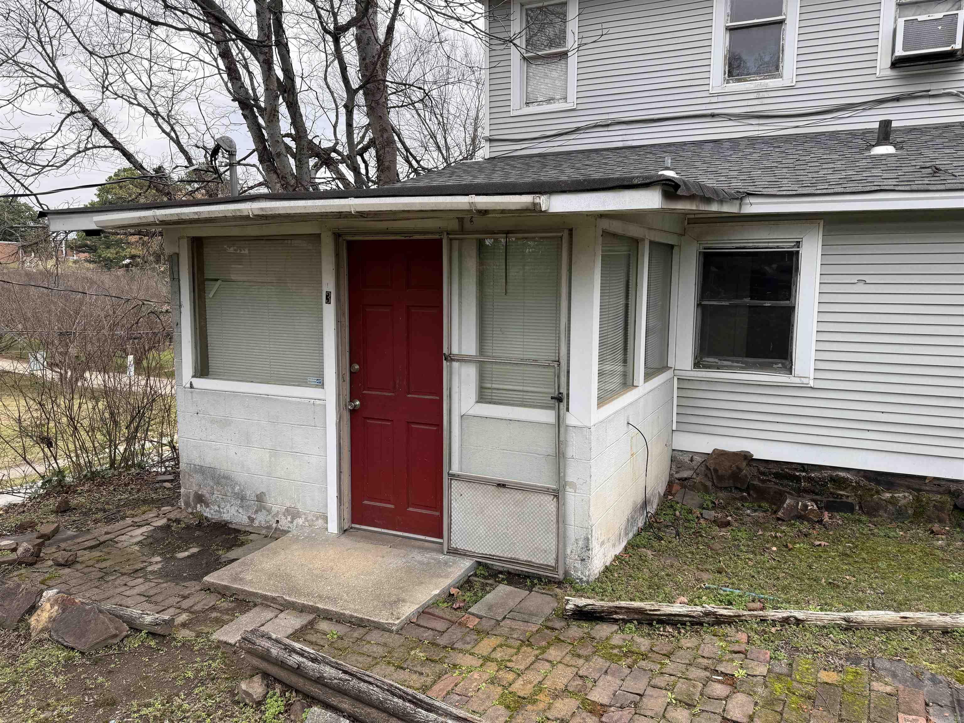 100 Dennison Street Property Photo 25