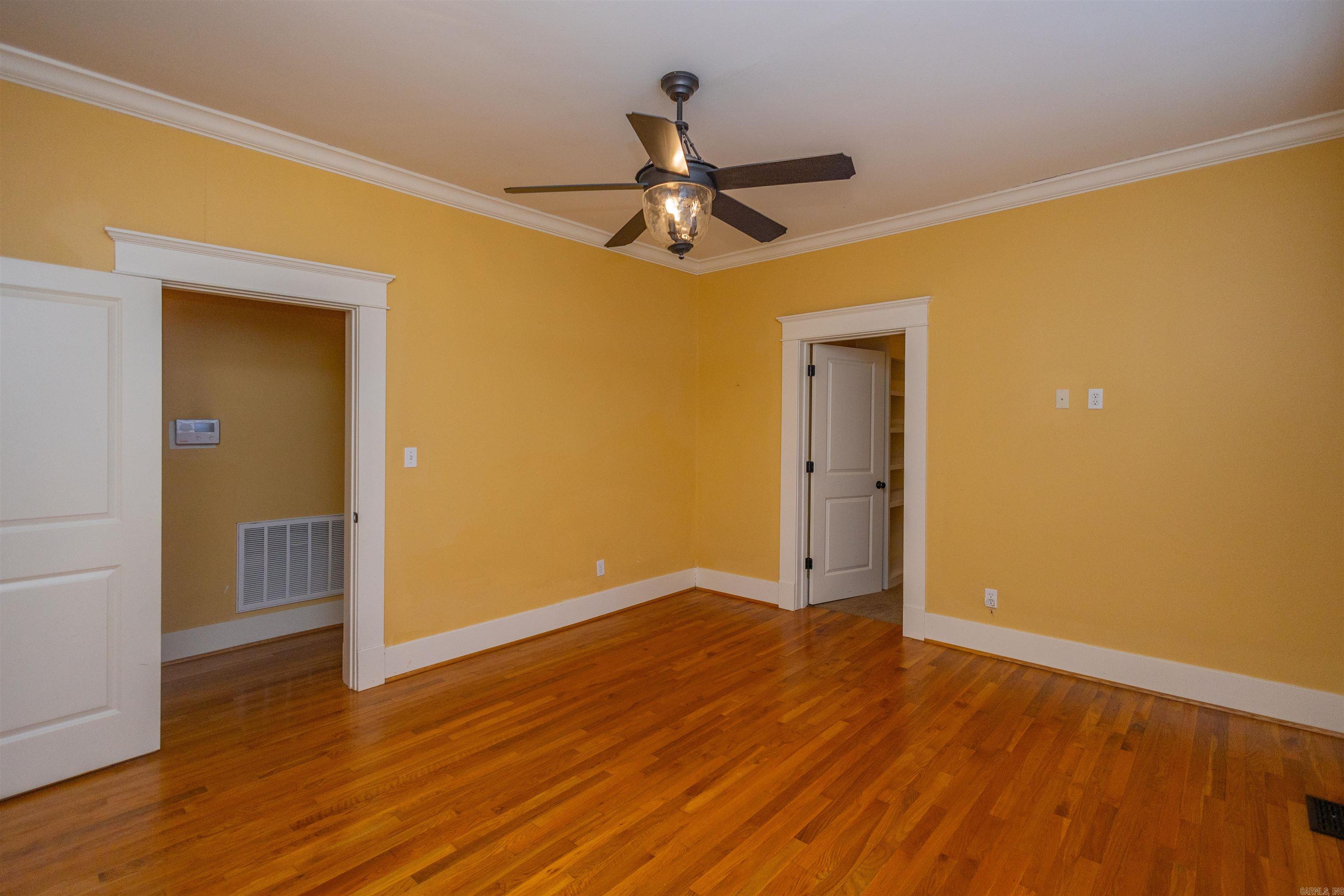 215 Johnson Street Property Photo 16