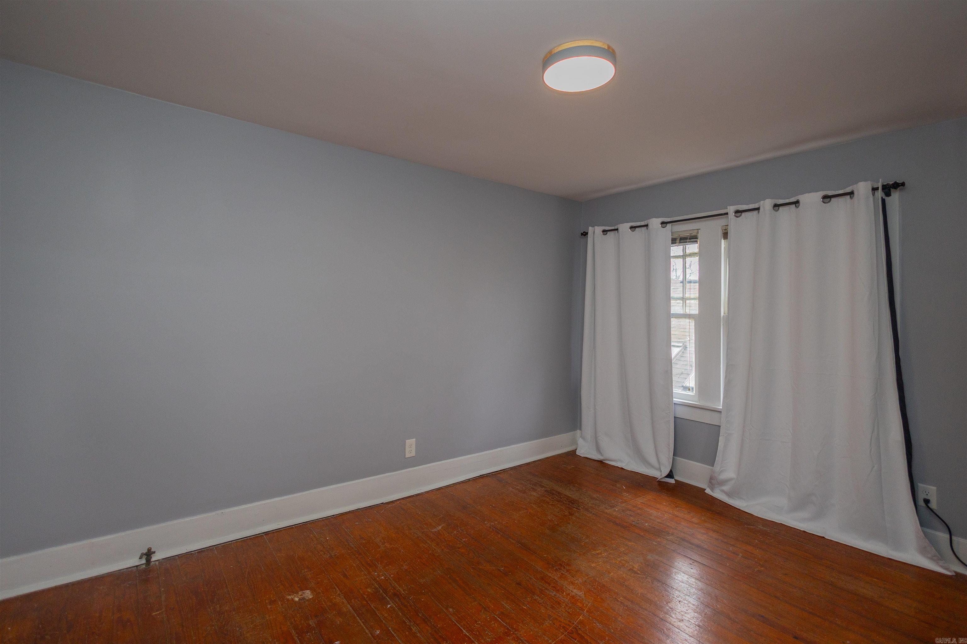 215 Johnson Street Property Photo 22