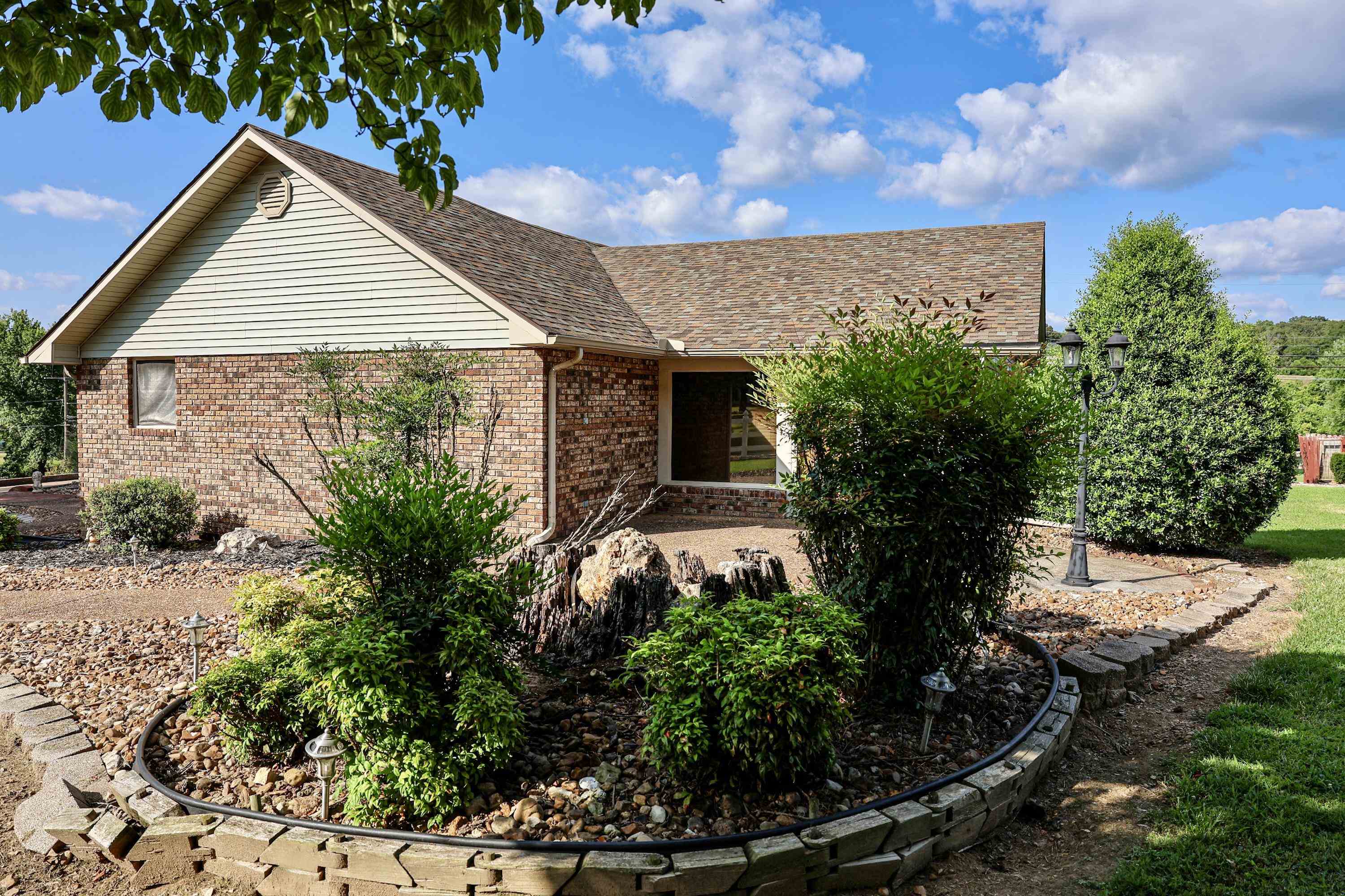 382 Riverview Drive Property Photo 1