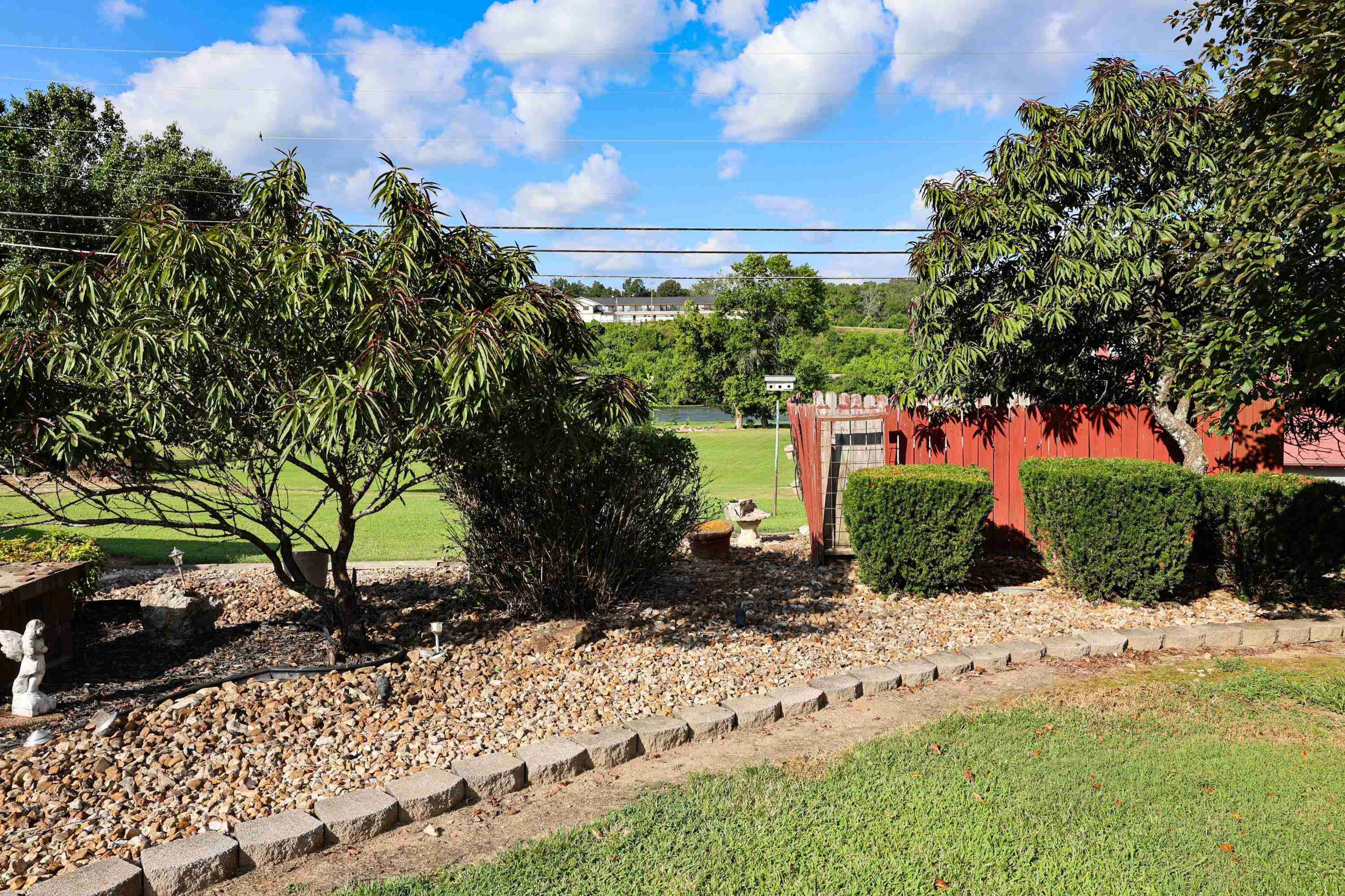 382 Riverview Drive Property Photo 6