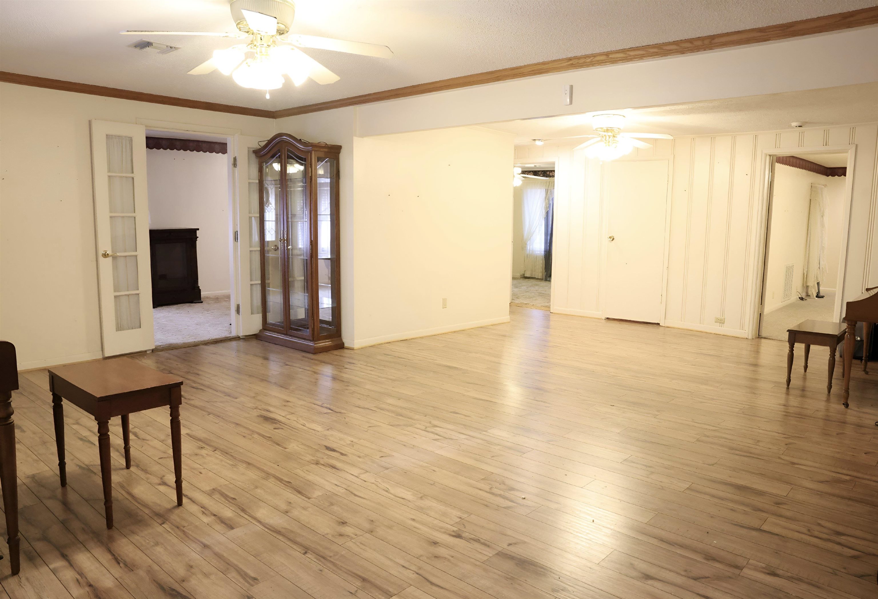 382 Riverview Drive Property Photo 11