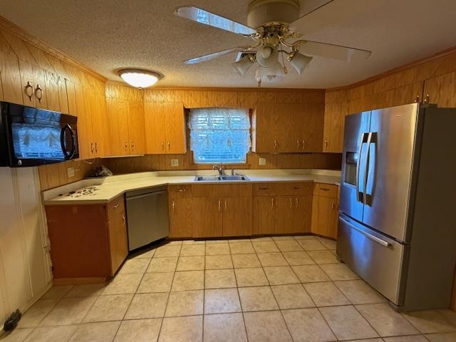 382 Riverview Drive Property Photo 13