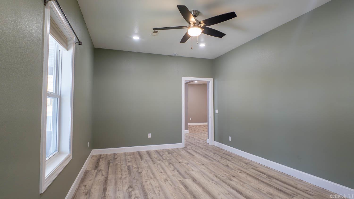 312 Earl Street Property Photo 18