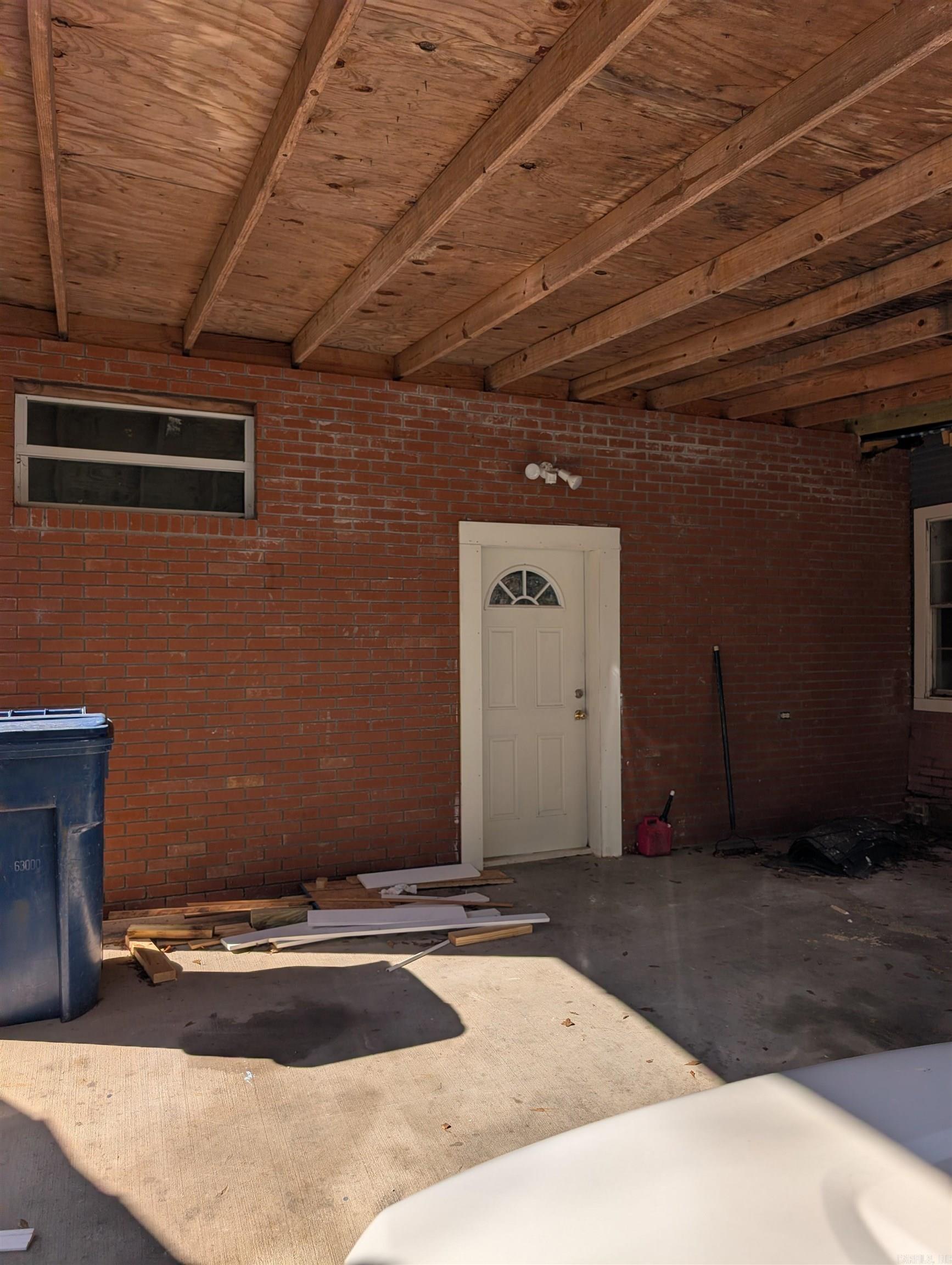 604 Sycamore Ave. Property Photo 20
