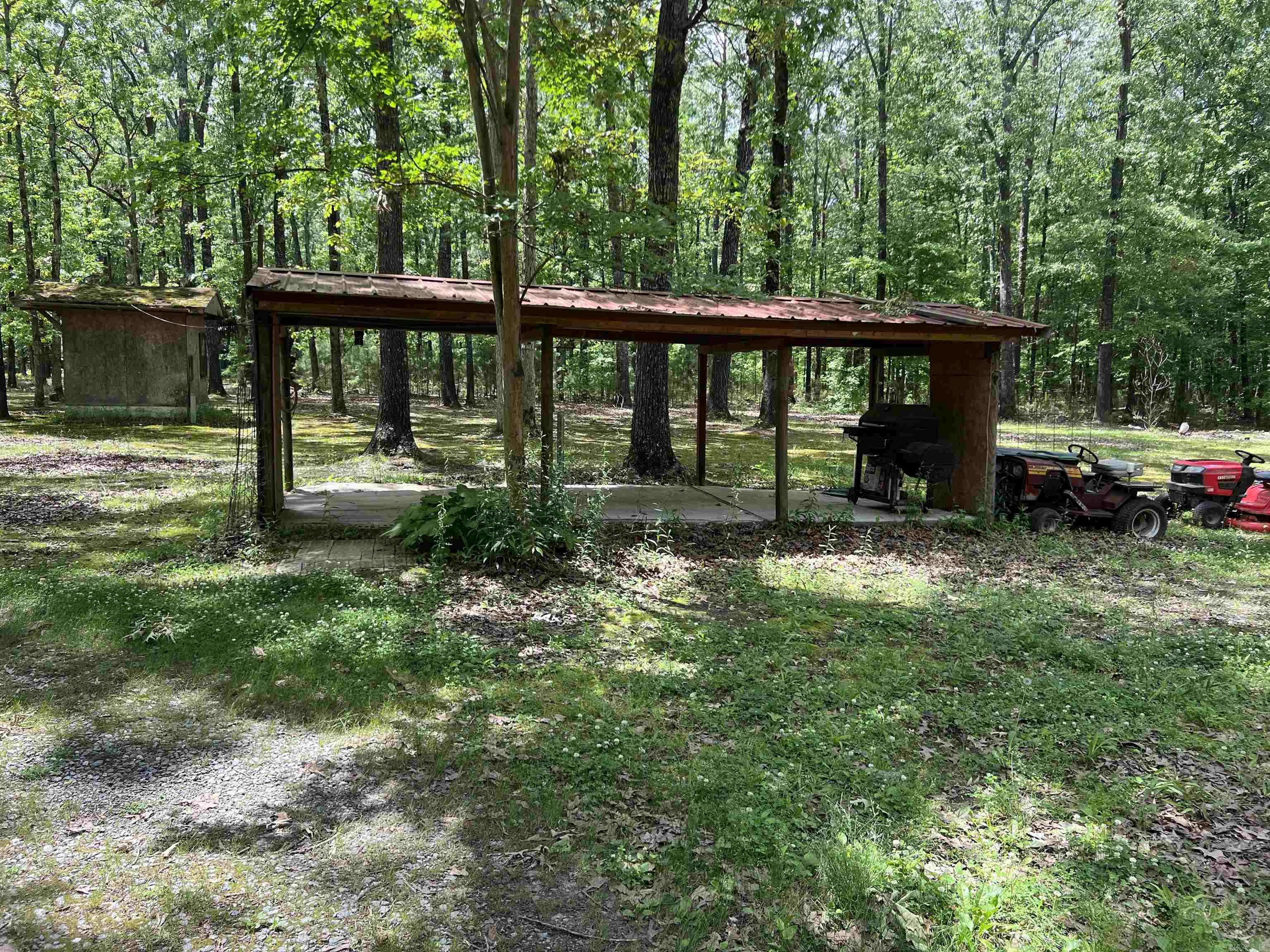 1107 Katie Lane Property Photo 4