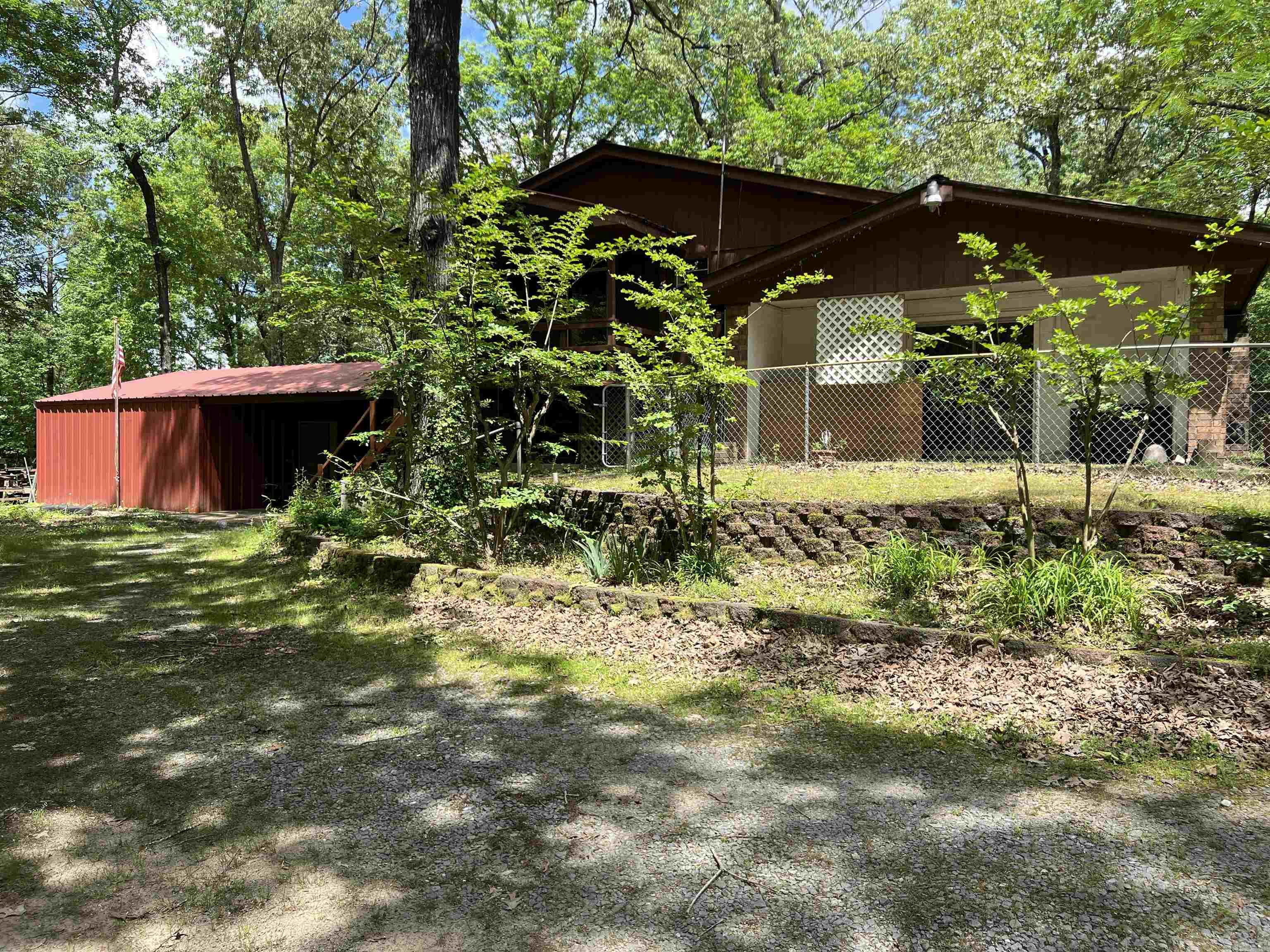 1107 Katie Lane Property Photo 5