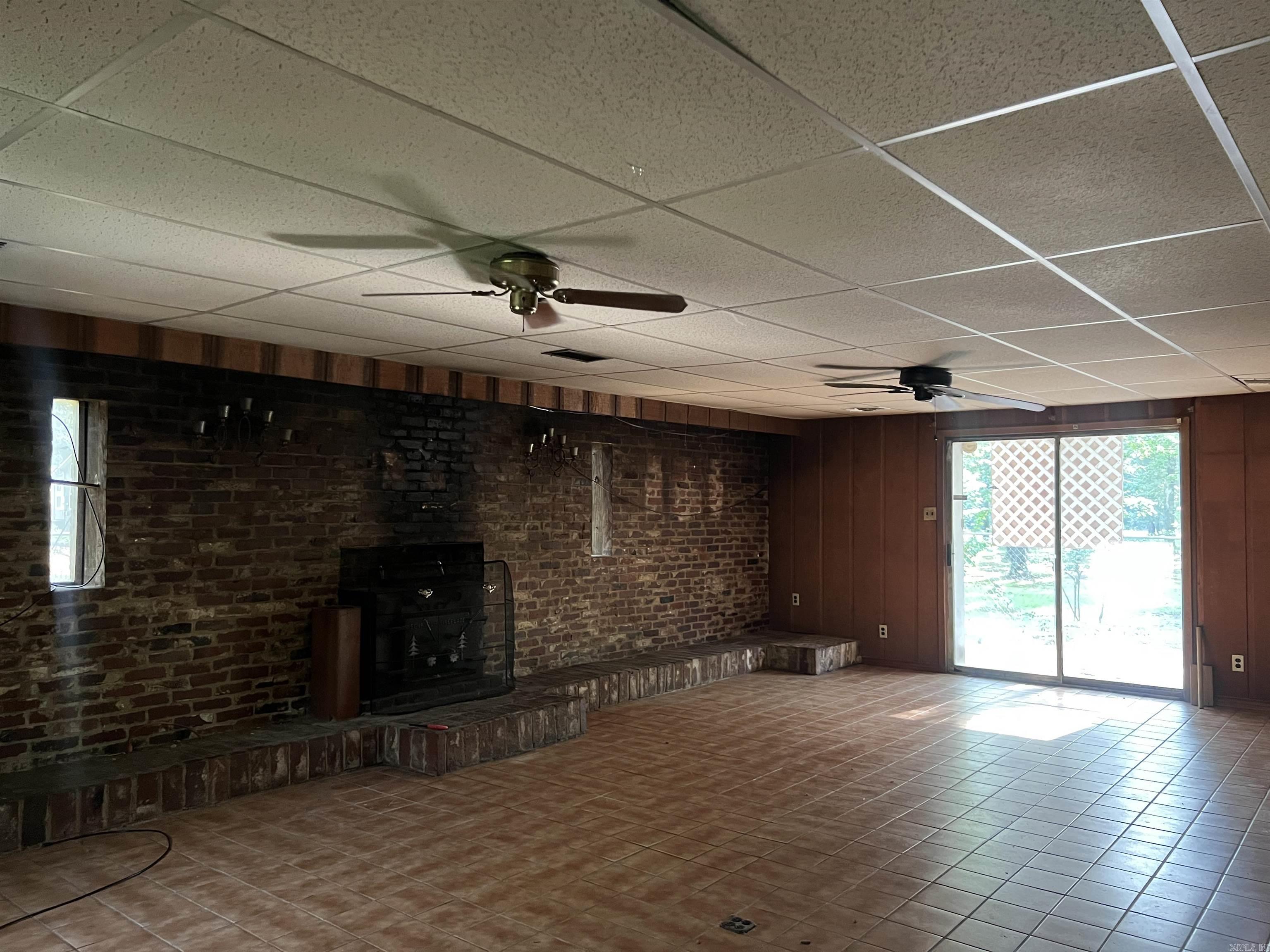 1107 Katie Lane Property Photo 6