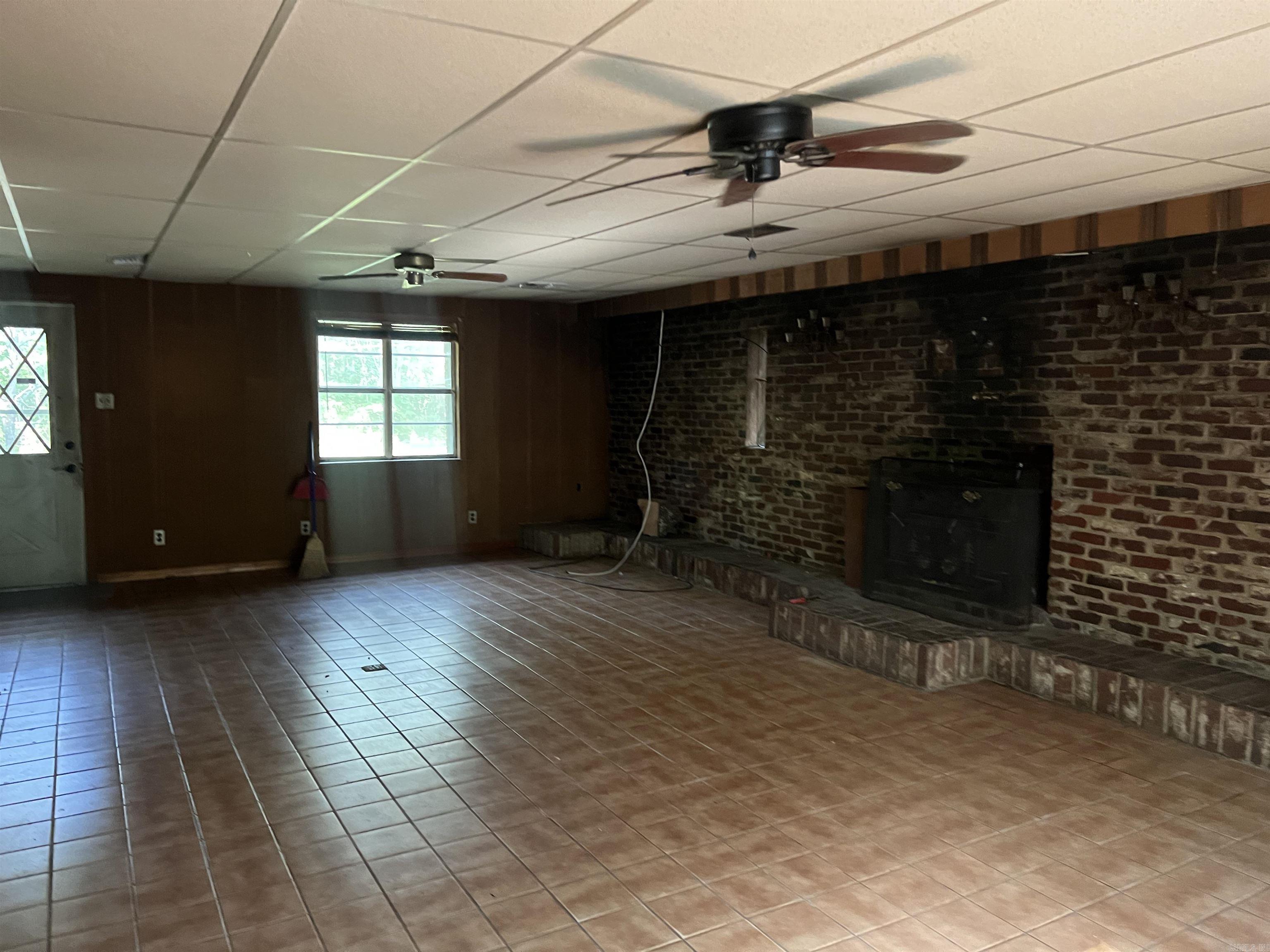 1107 Katie Lane Property Photo 8