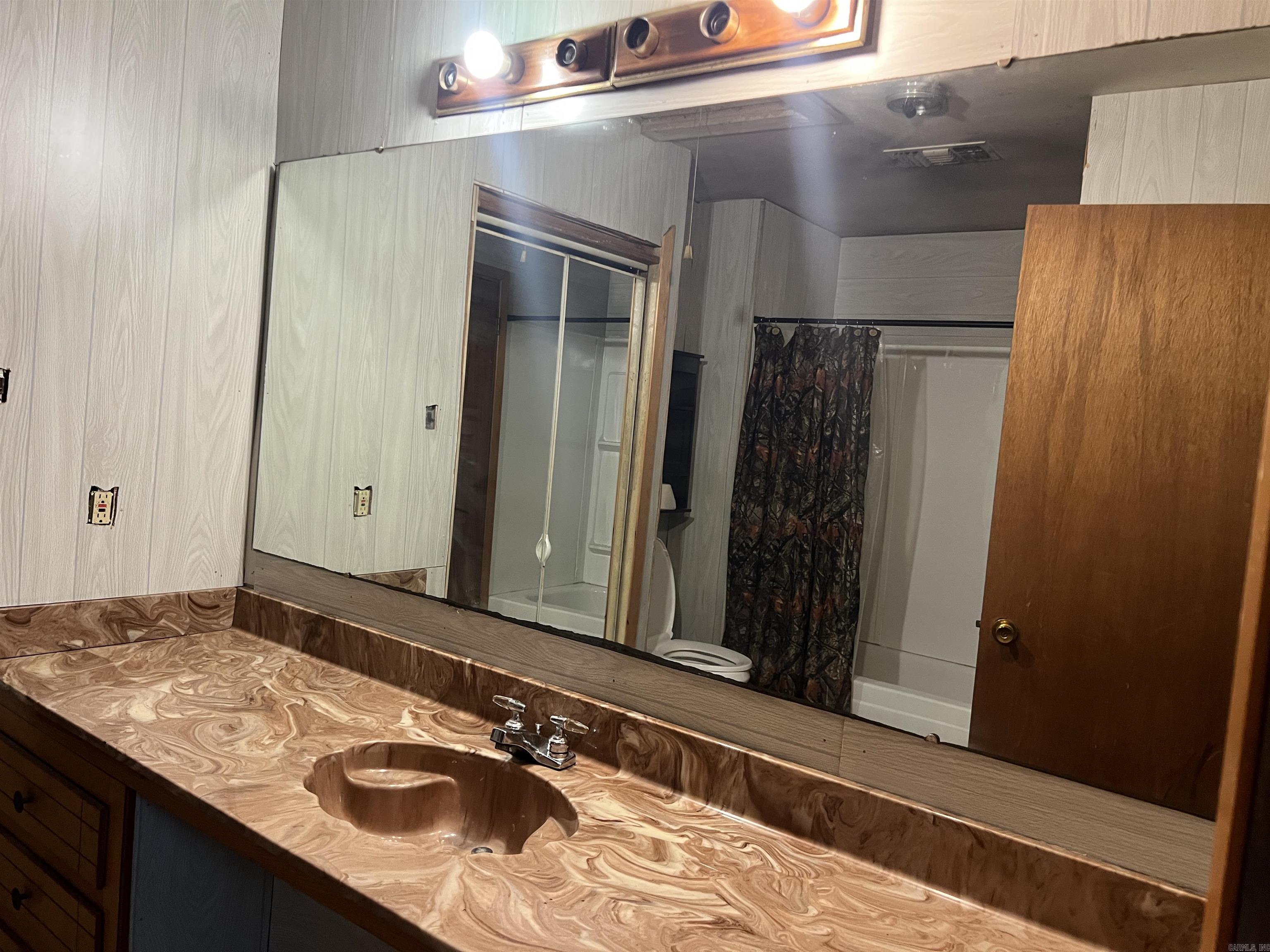1107 Katie Lane Property Photo 15