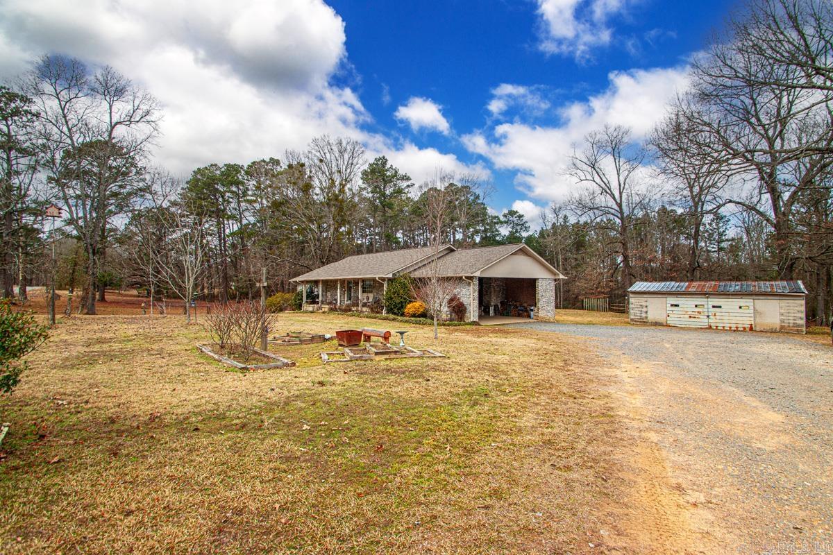 926 Grant 67 Road Property Photo 2