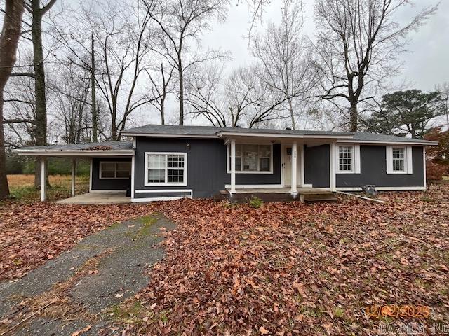 209 Cross St Property Photo 1