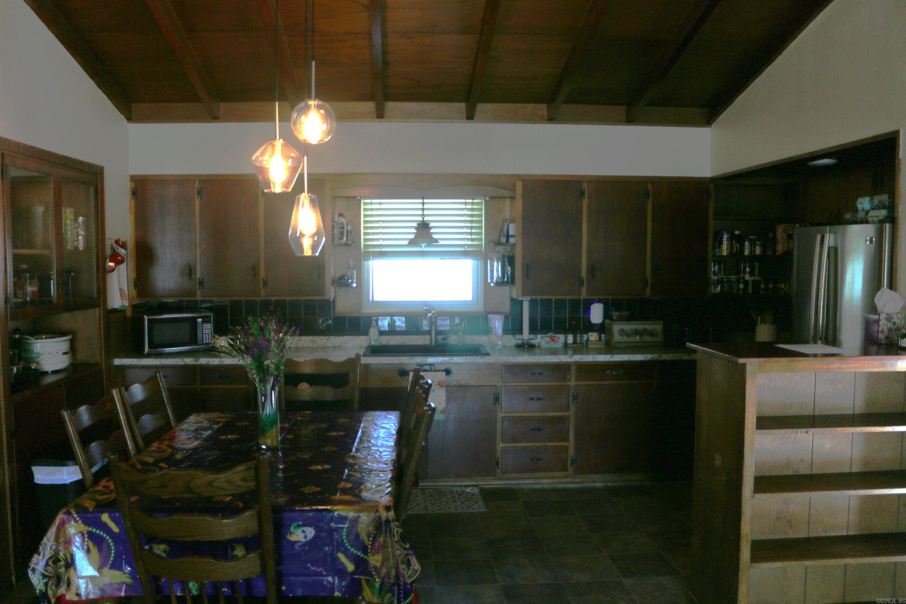 1013 Lakeside Drive Property Photo 19