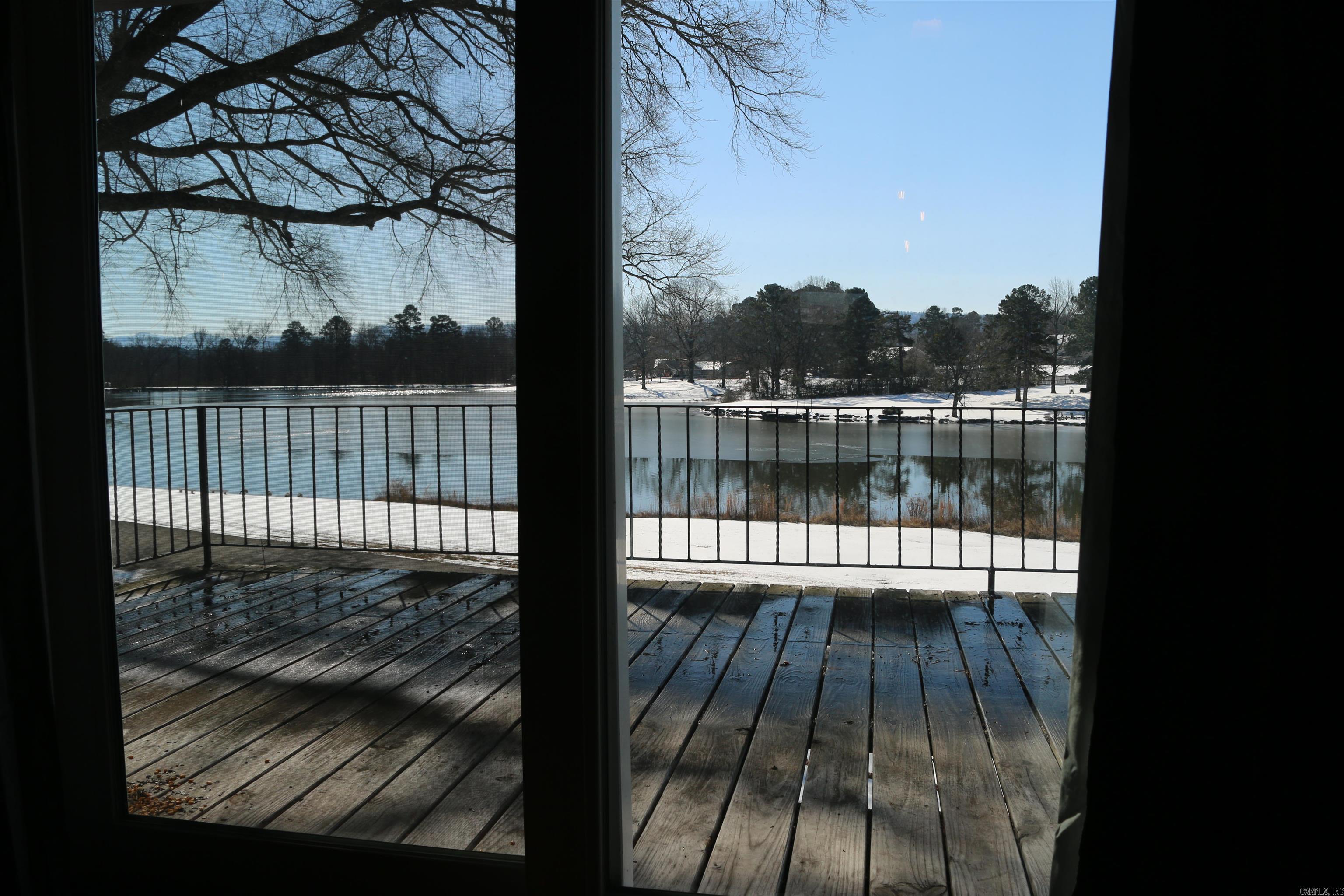 1013 Lakeside Drive Property Photo 22