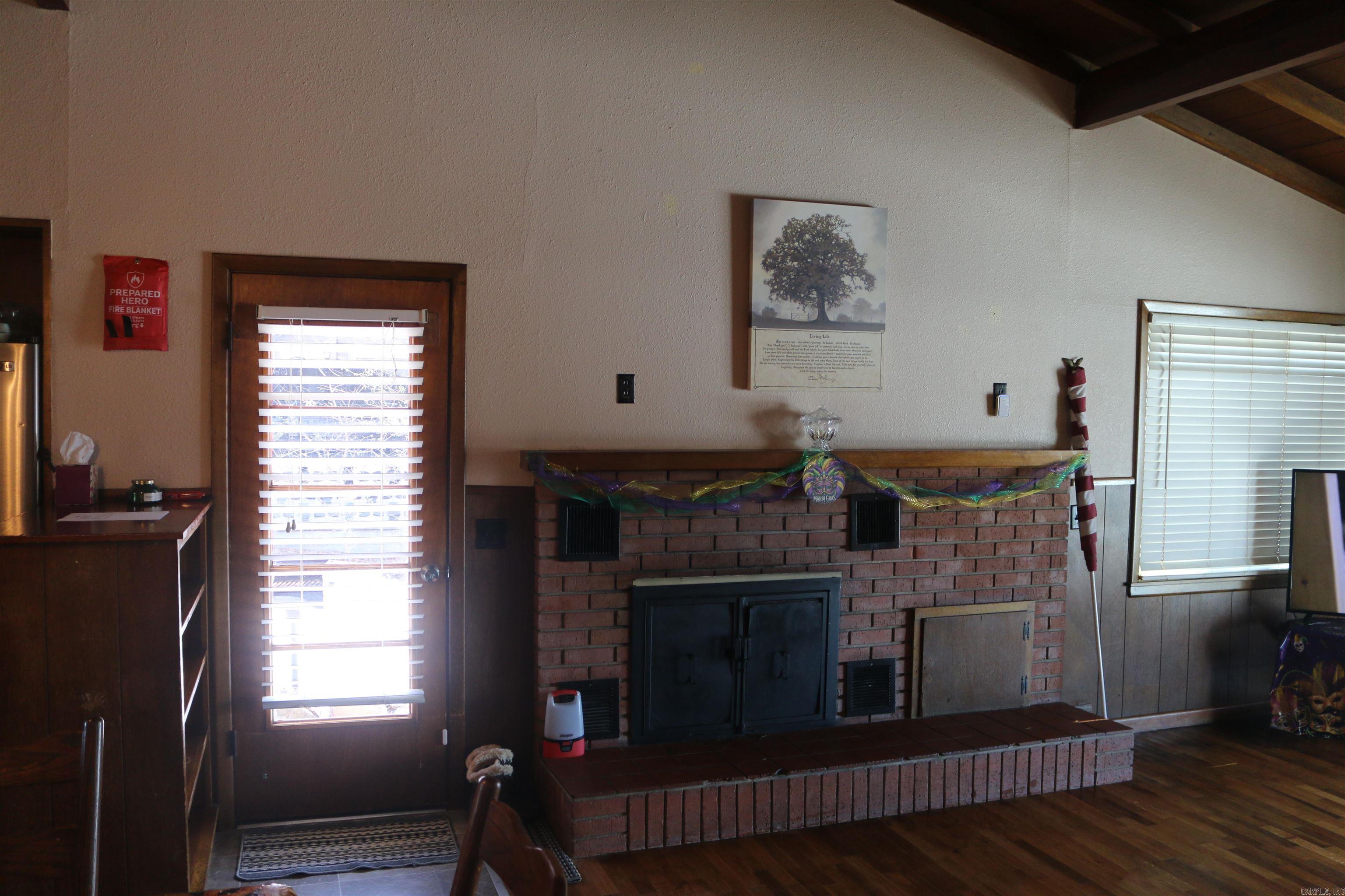 1013 Lakeside Drive Property Photo 23
