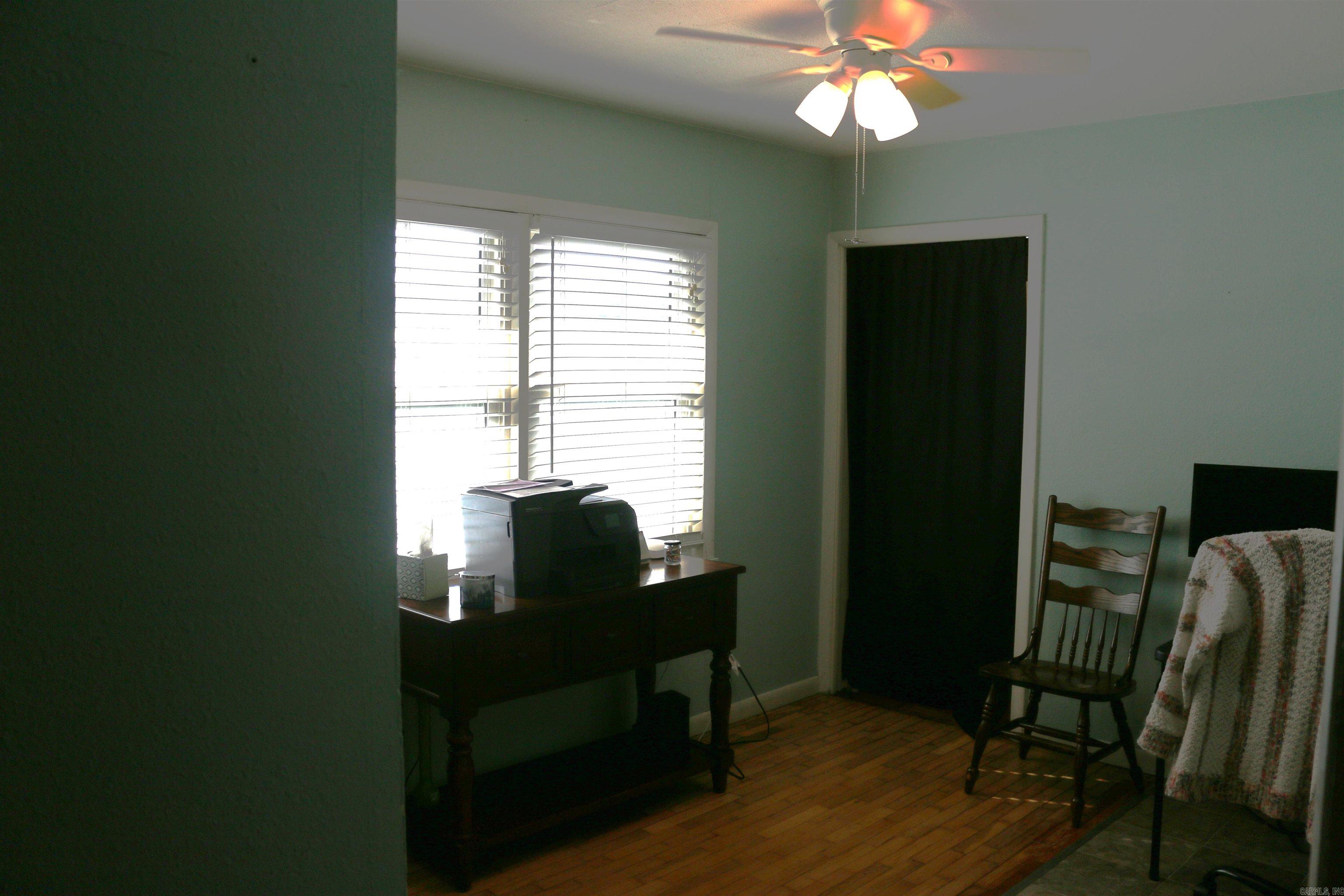 1013 Lakeside Drive Property Photo 26