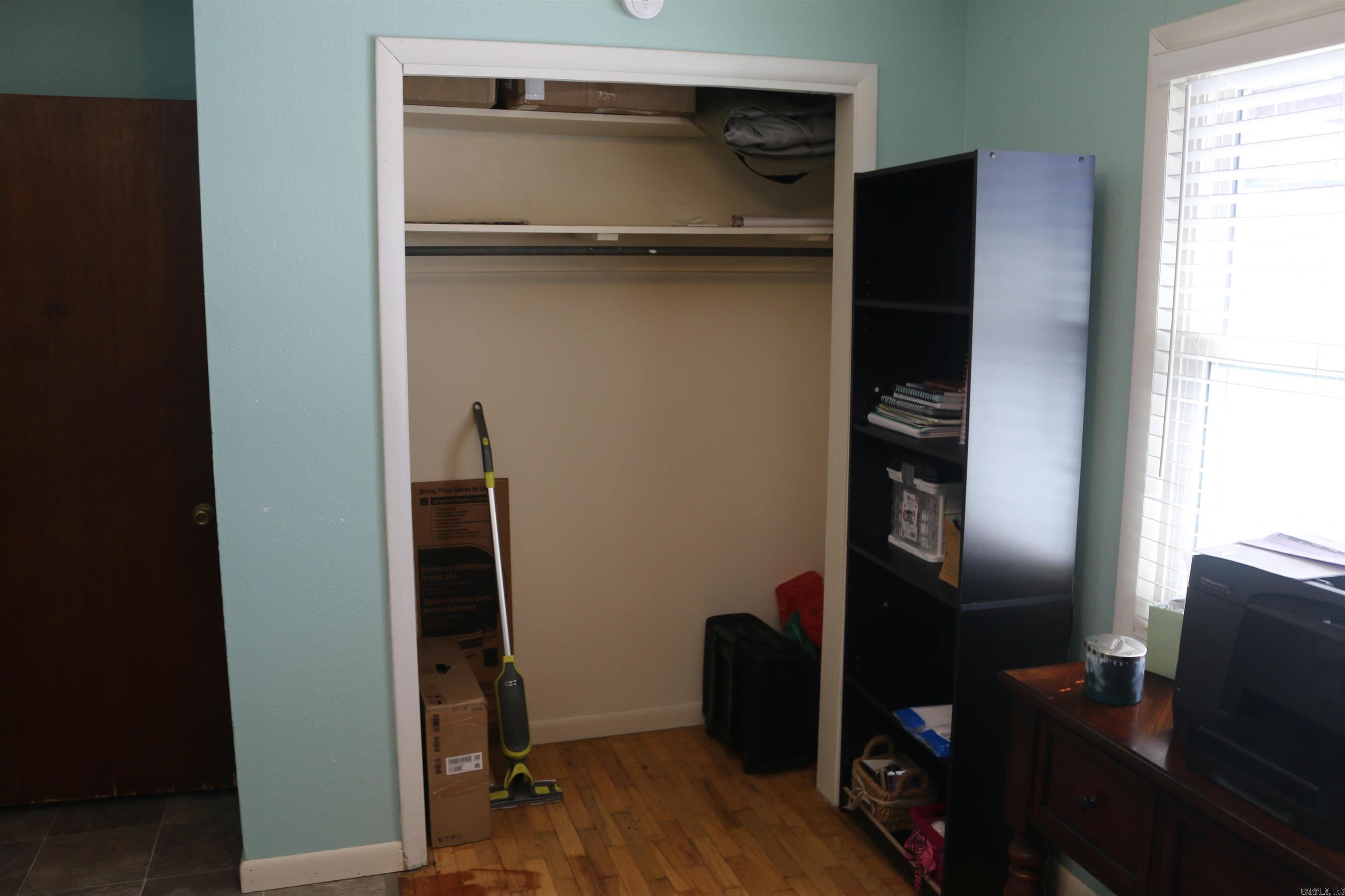 1013 Lakeside Drive Property Photo 27