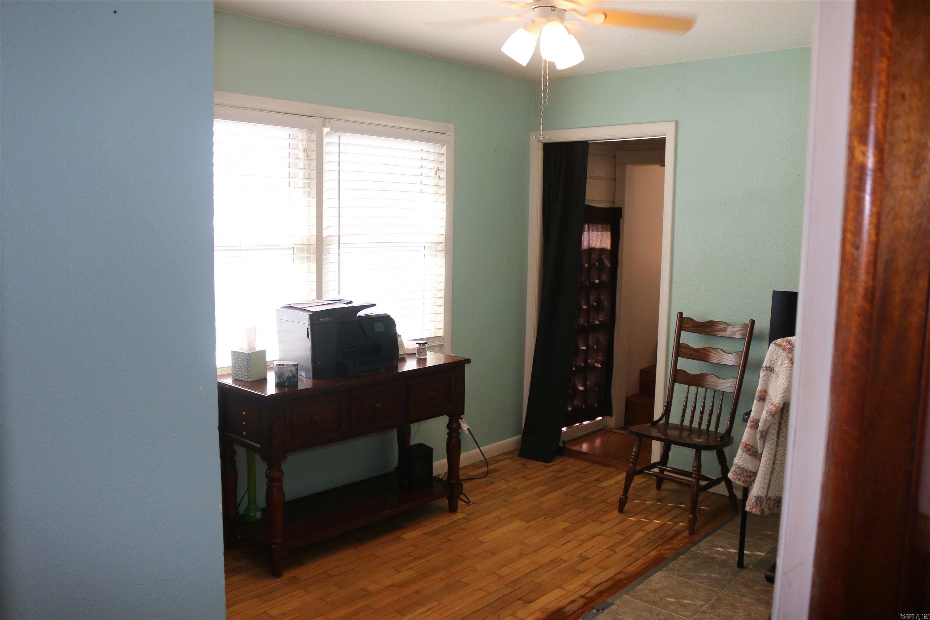 1013 Lakeside Drive Property Photo 29