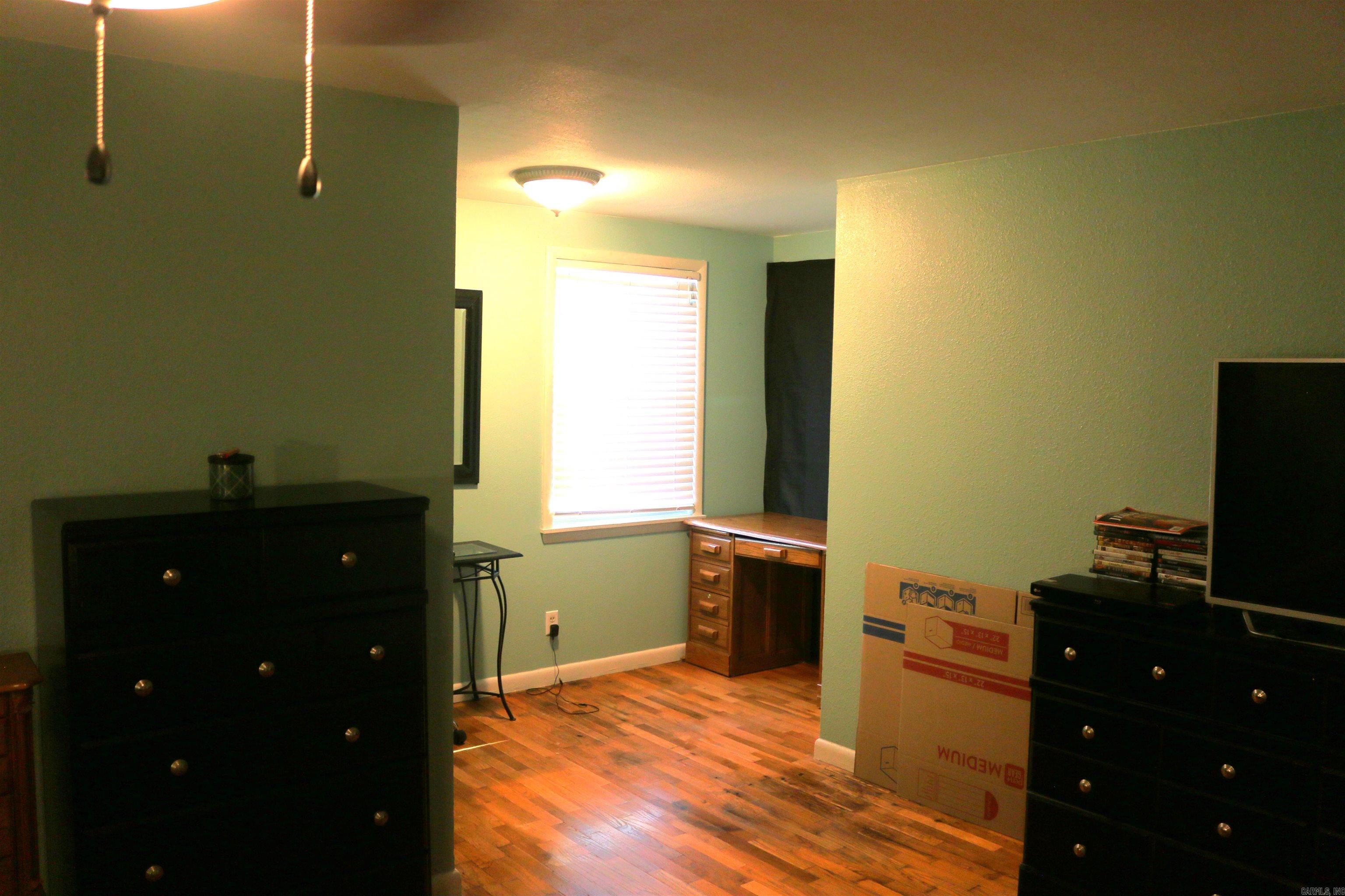 1013 Lakeside Drive Property Photo 33