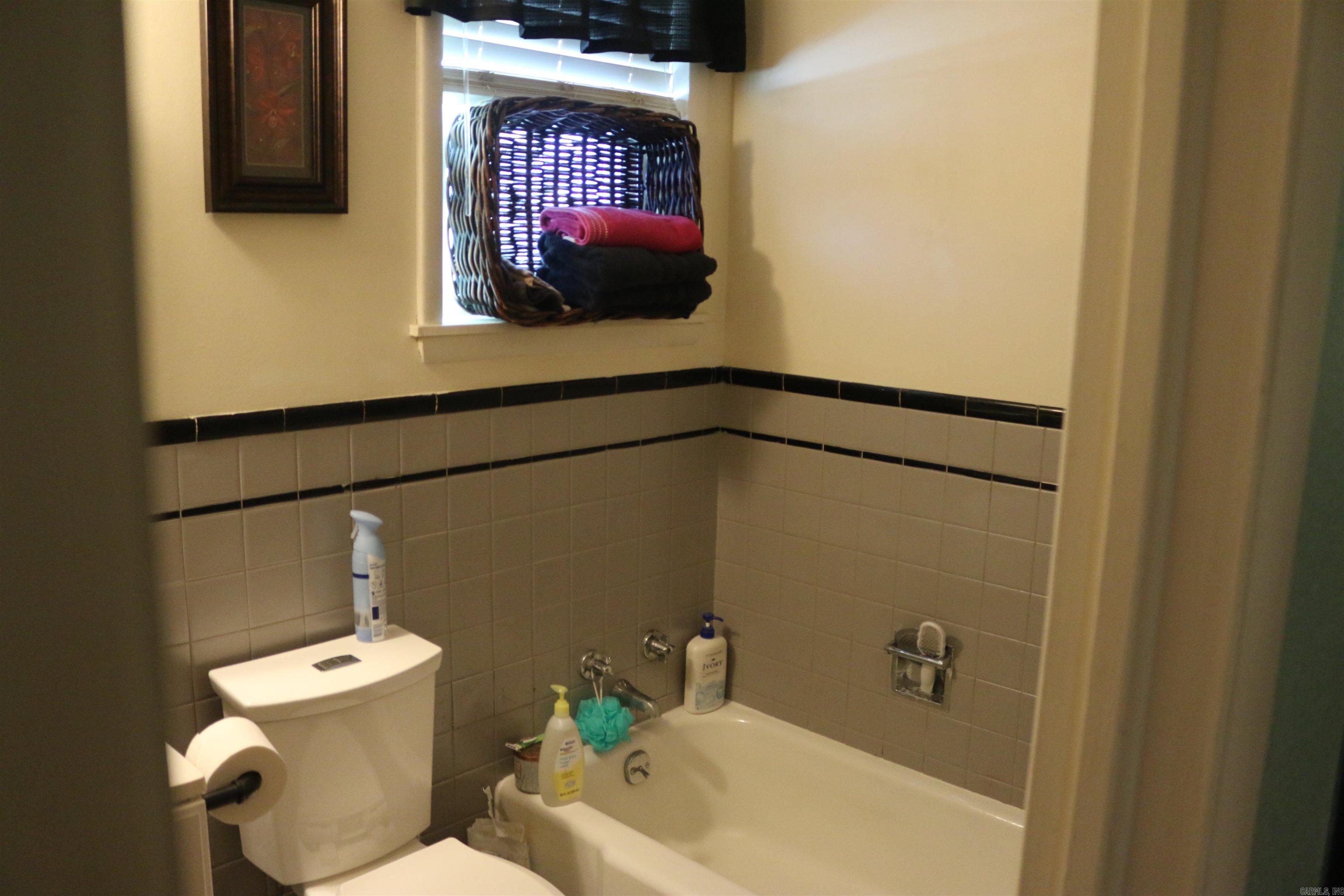 1013 Lakeside Drive Property Photo 35